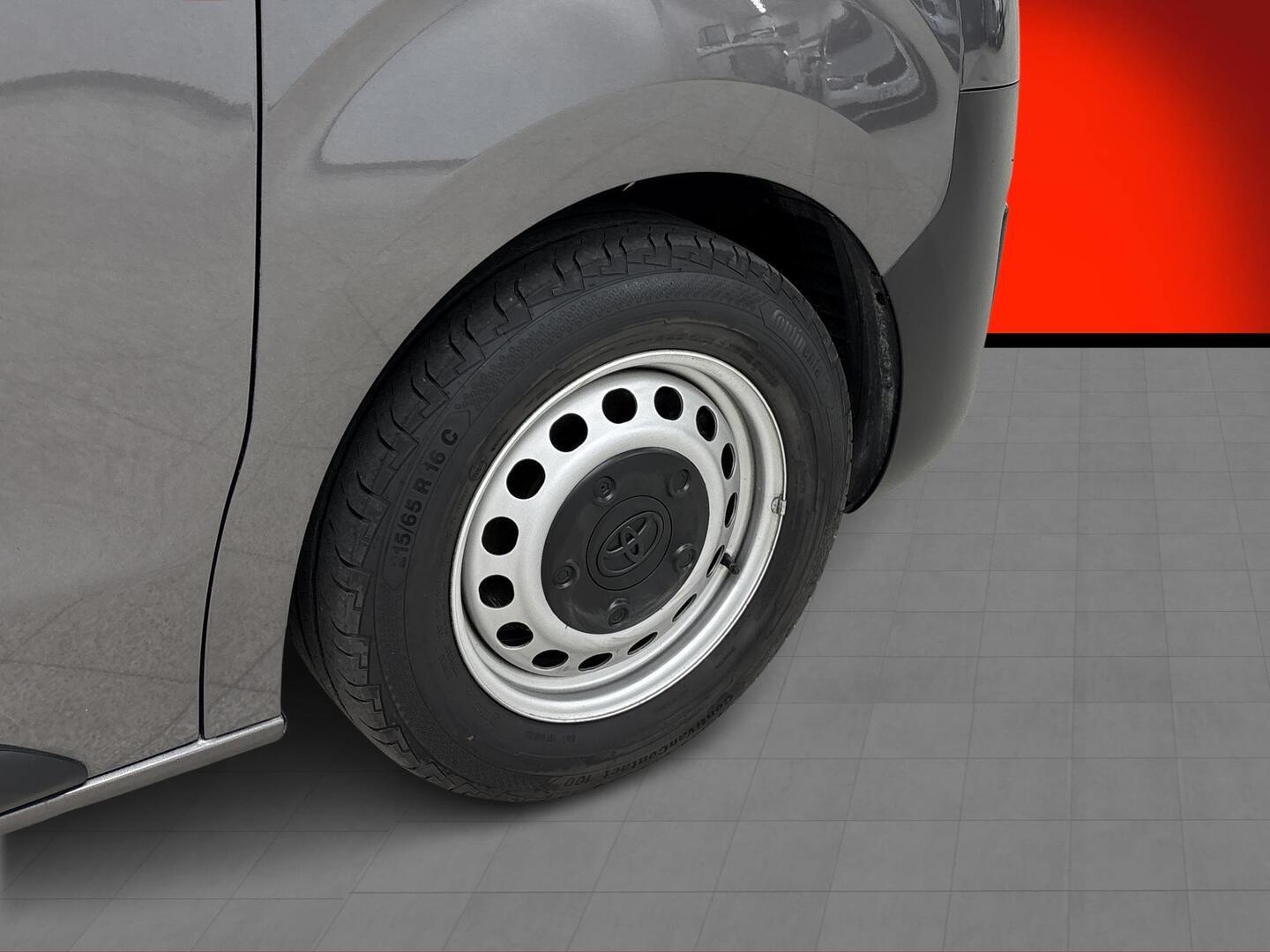 TOYOTA Proace 2023
