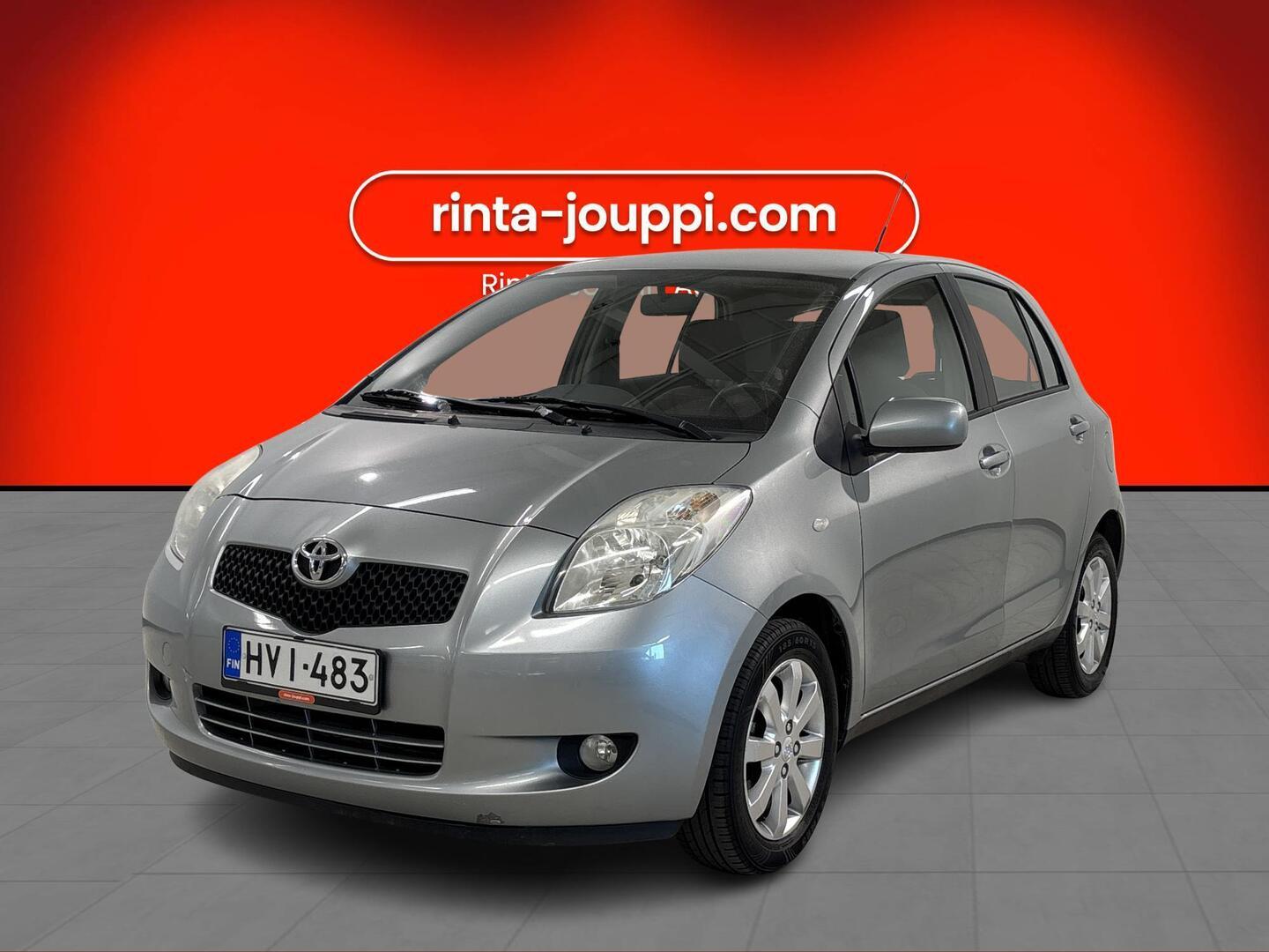 TOYOTA Yaris 2009