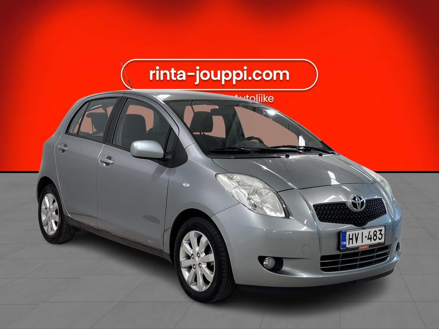 TOYOTA Yaris 2009