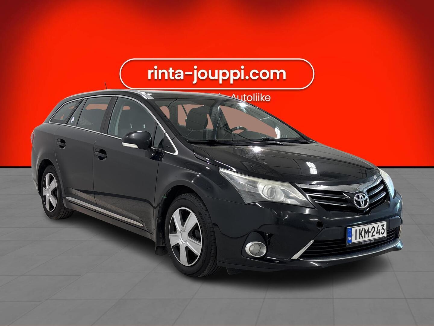 TOYOTA Avensis 2012