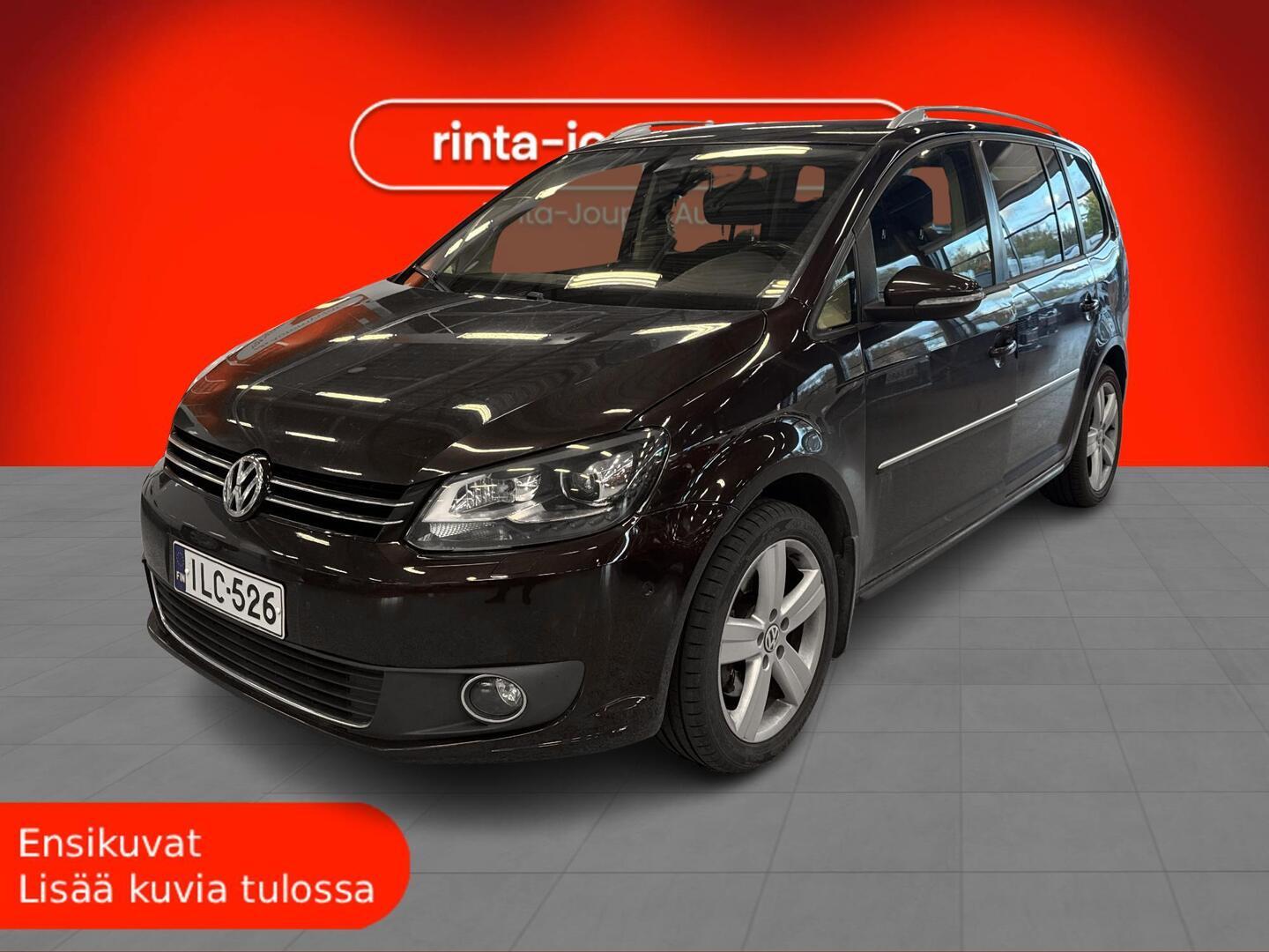 VOLKSWAGEN Touran 2013