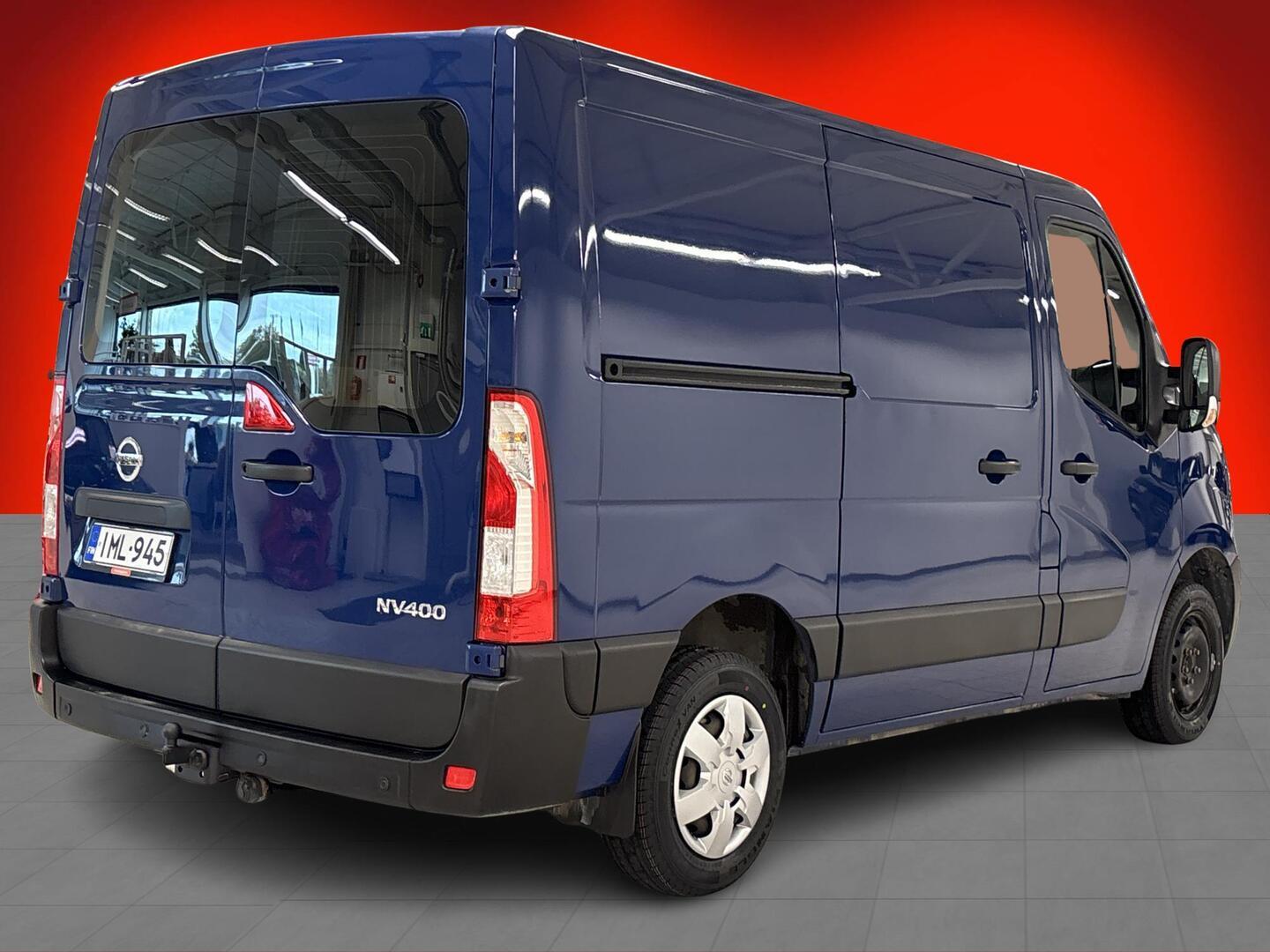 NISSAN NV400 2016