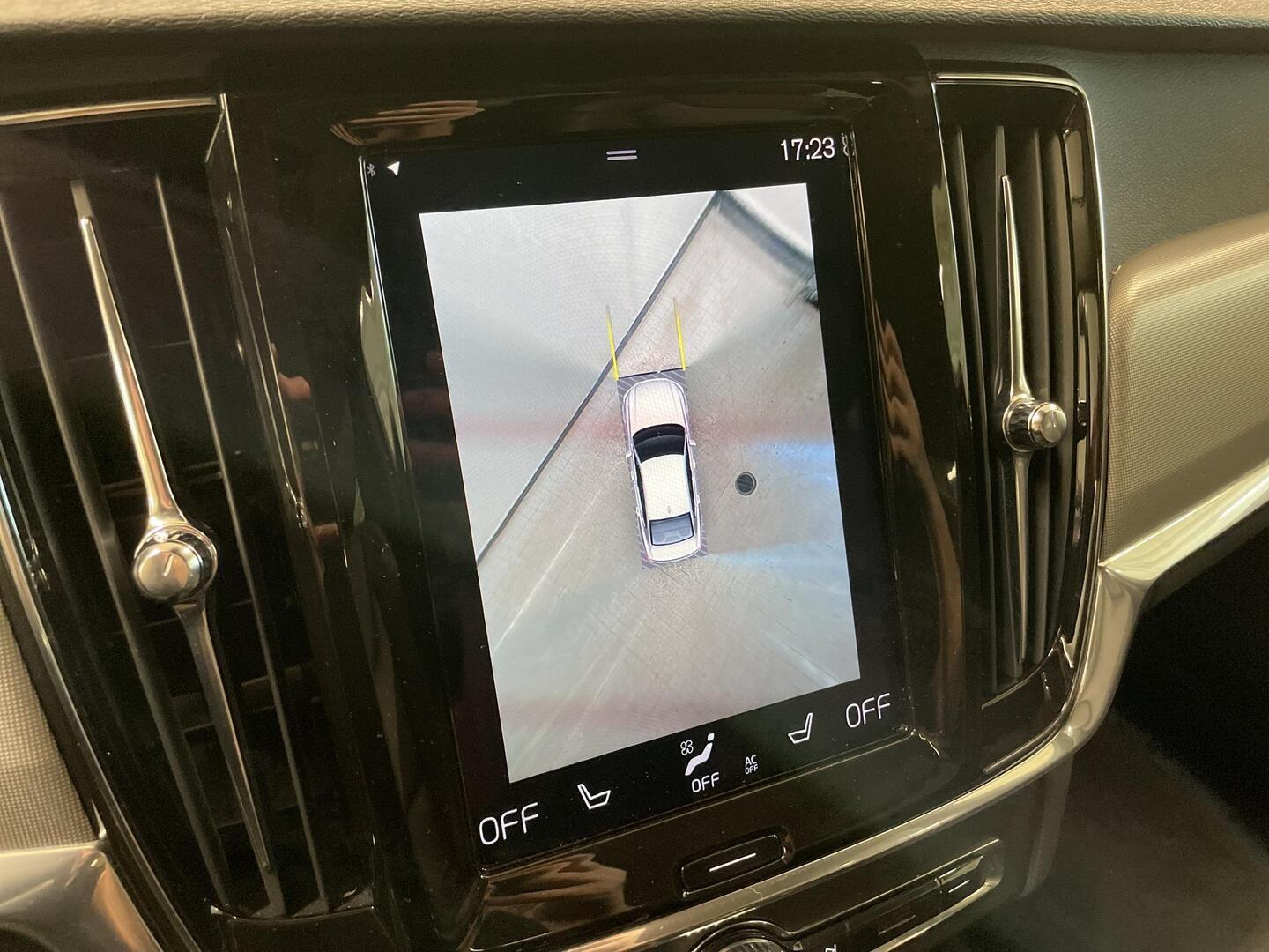 VOLVO S90 2021