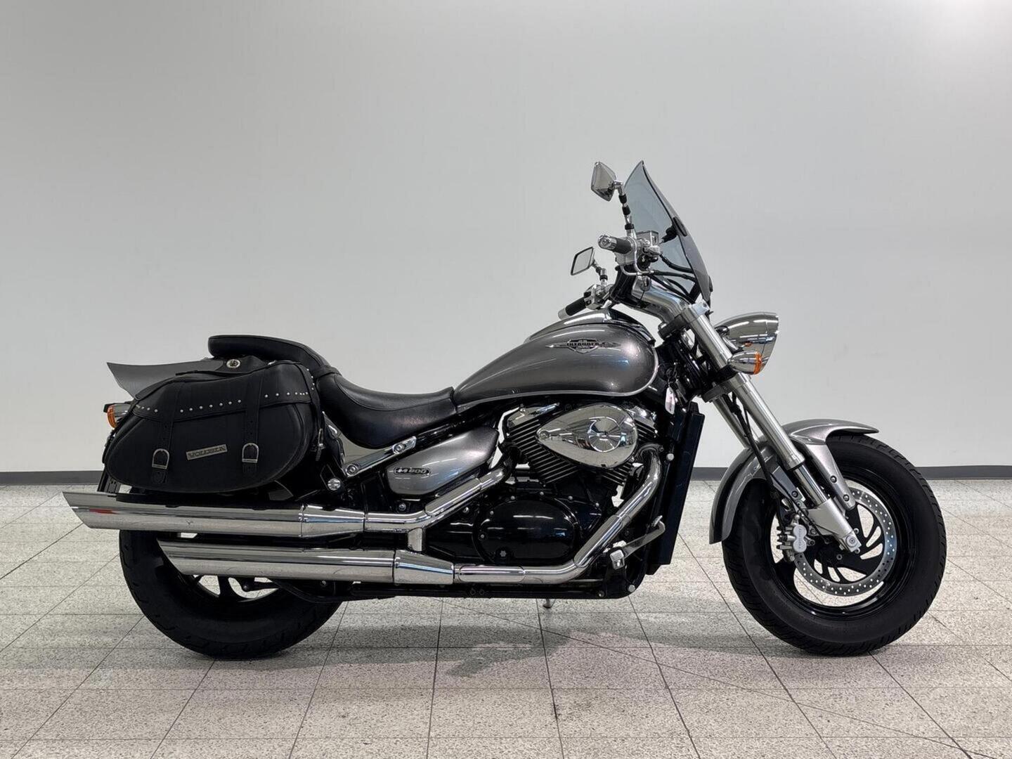 SUZUKI INTRUDER 2006