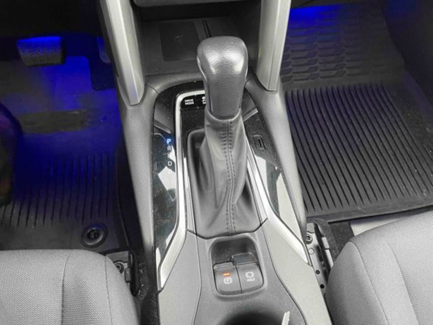 TOYOTA COROLLA CROSS 2024