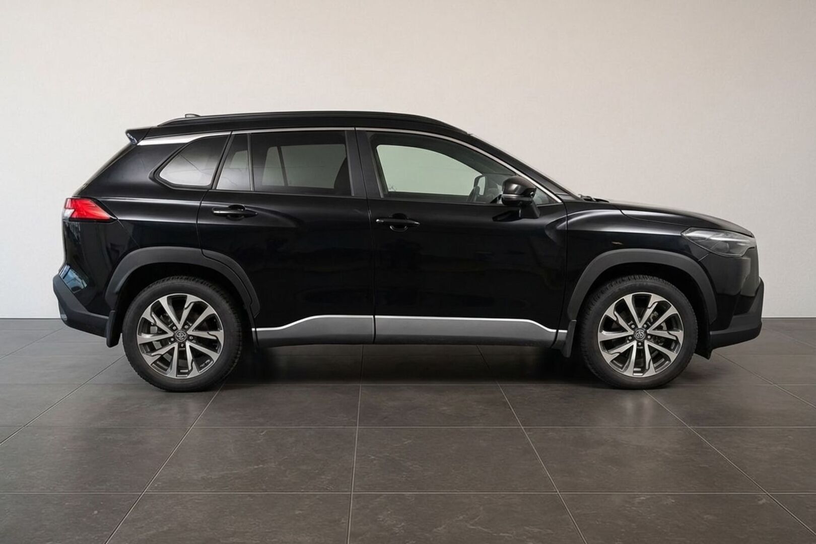 TOYOTA COROLLA CROSS 2024