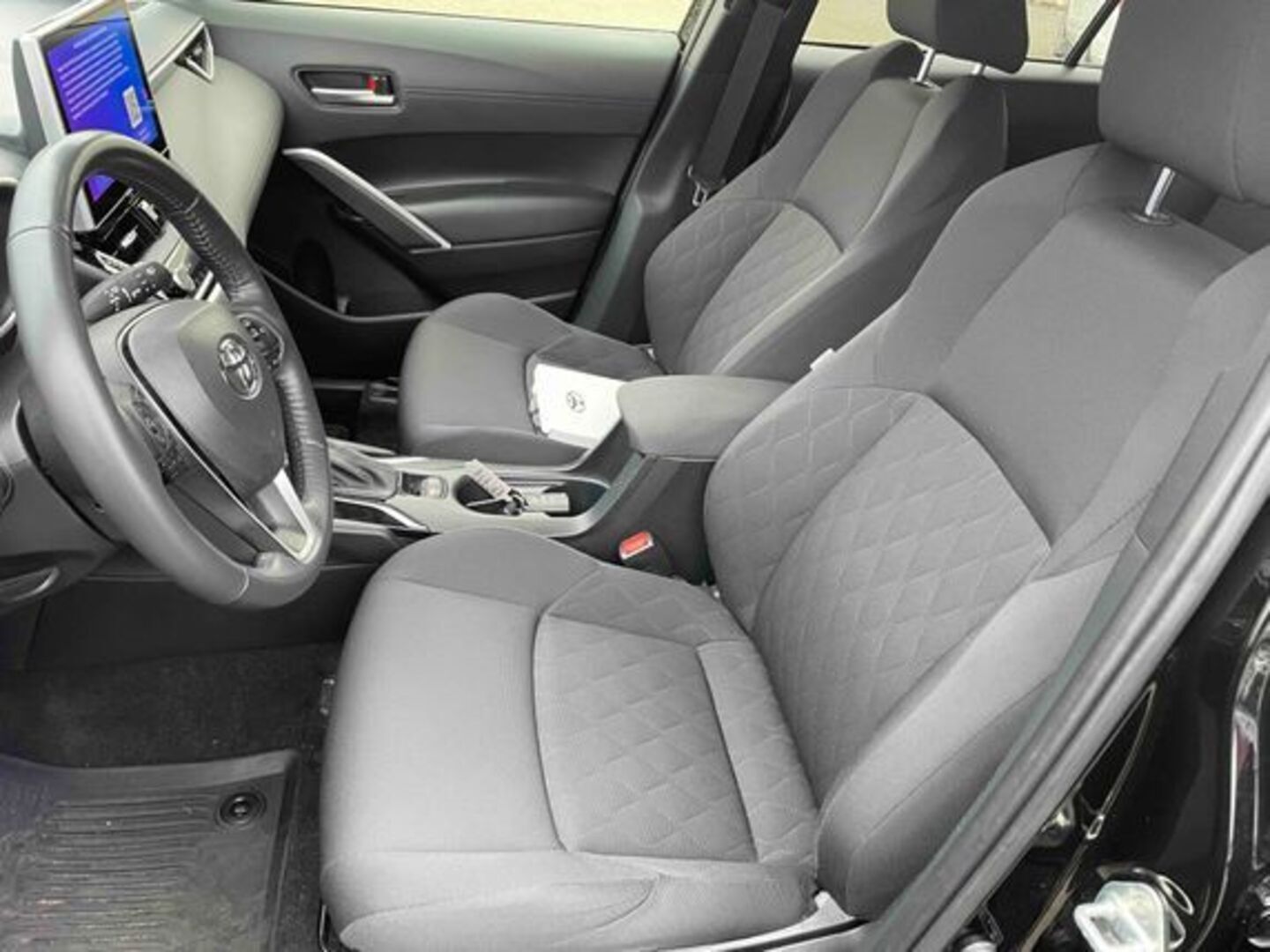 TOYOTA COROLLA CROSS 2024