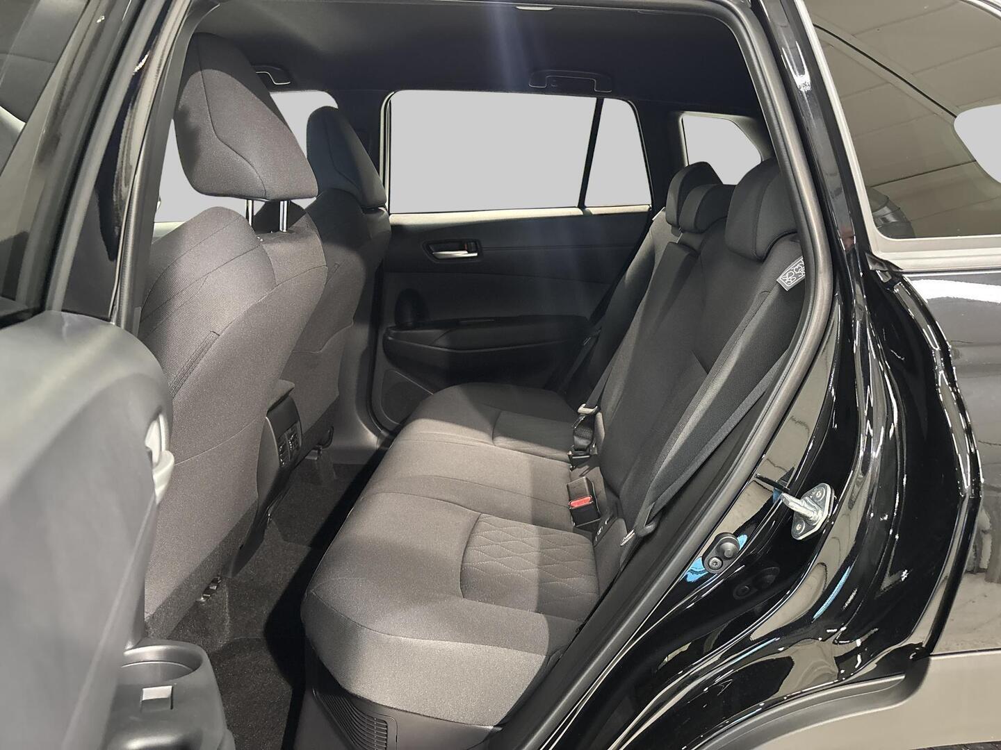 TOYOTA COROLLA CROSS 2025