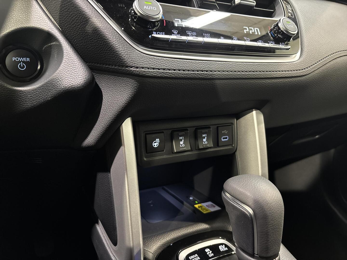 TOYOTA COROLLA CROSS 2025