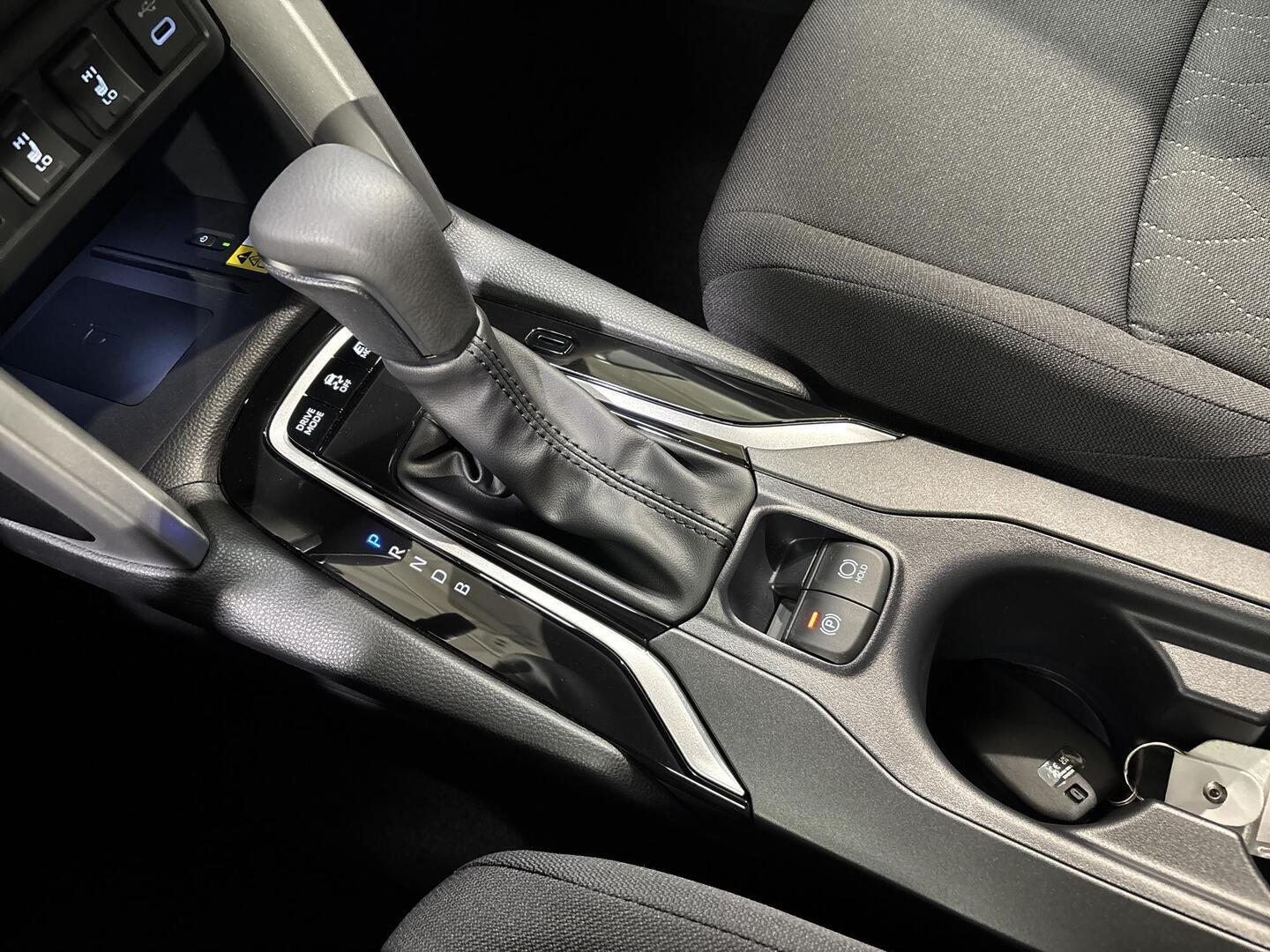 TOYOTA COROLLA CROSS 2025