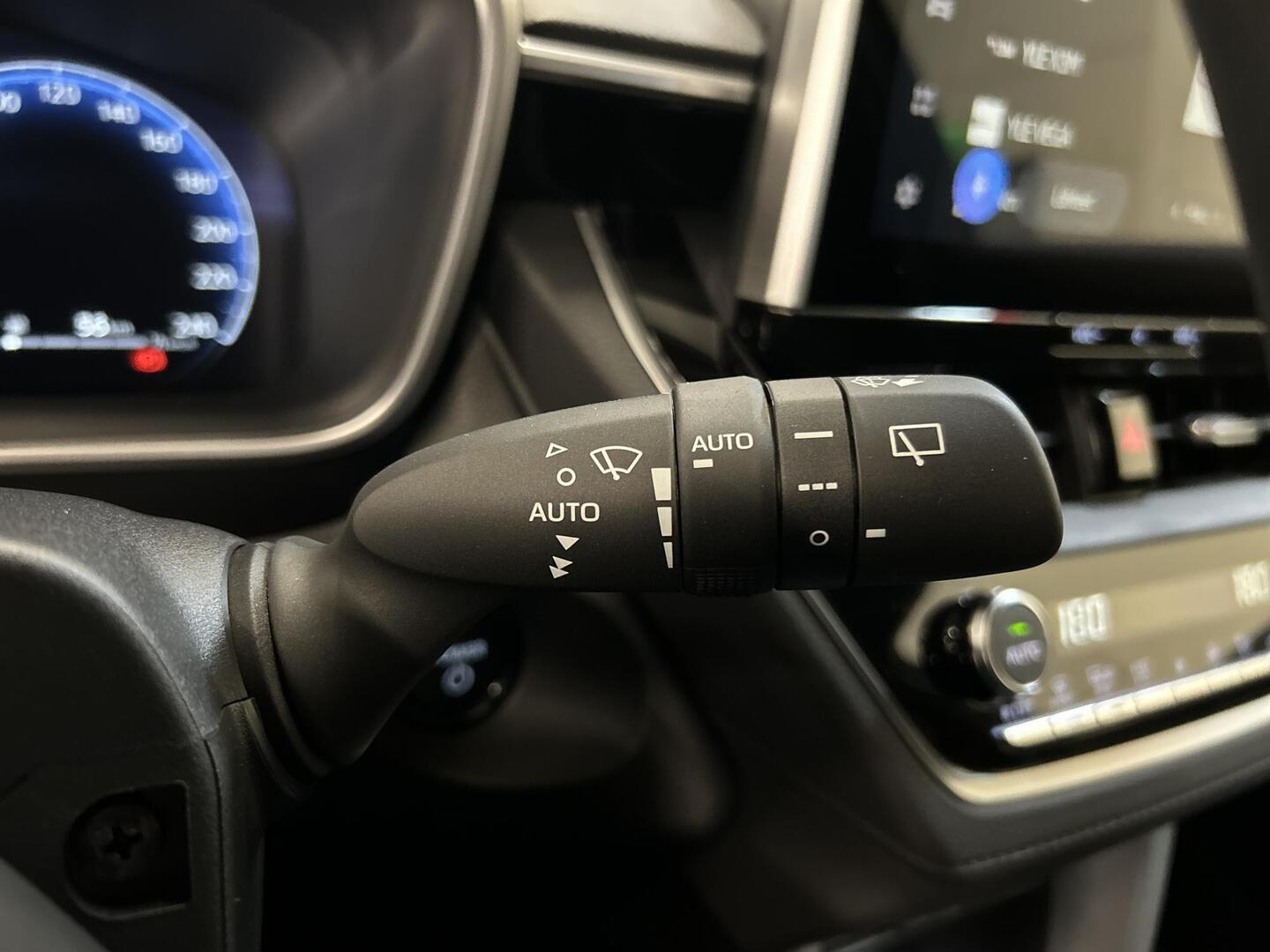 TOYOTA COROLLA CROSS 2025