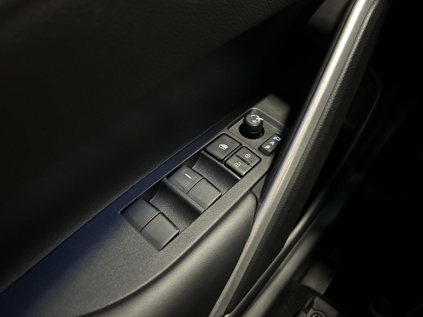 TOYOTA COROLLA CROSS 2025