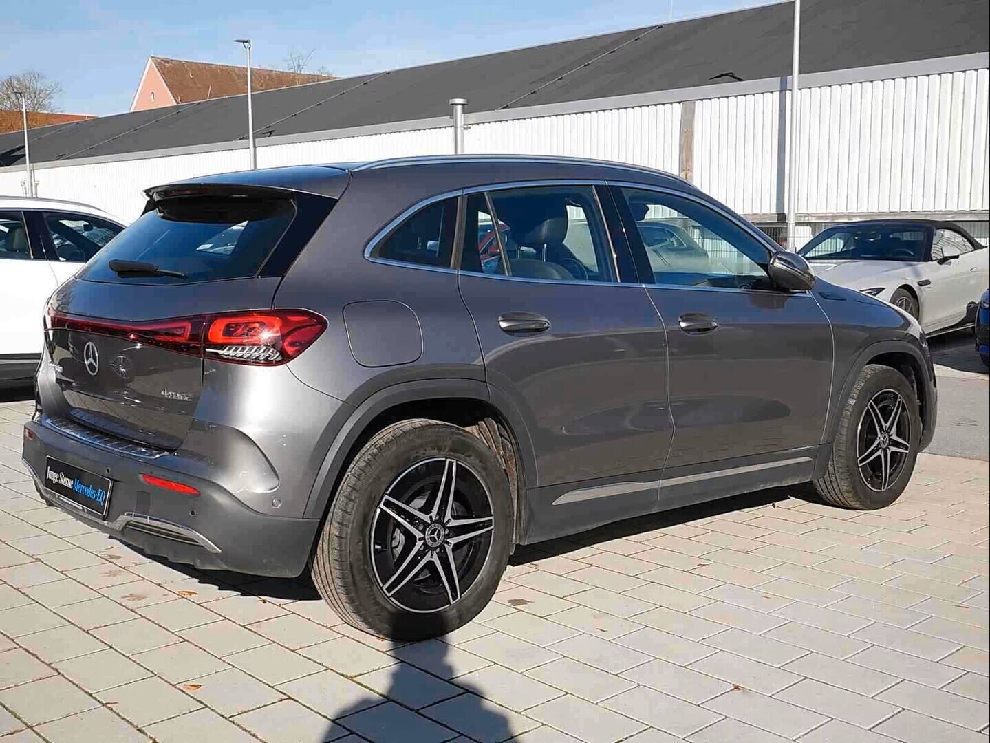 MERCEDES-BENZ EQA 2022