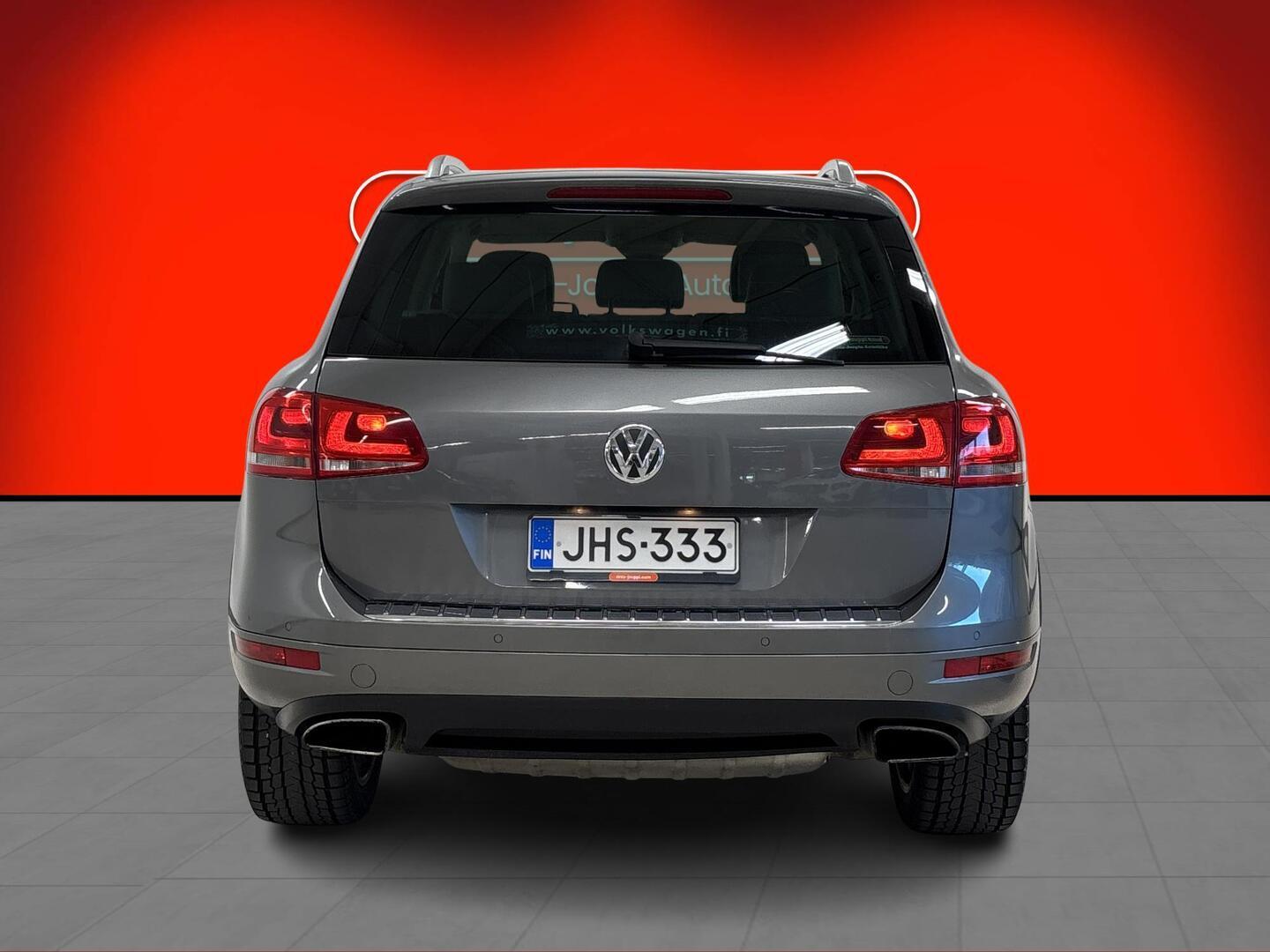 VOLKSWAGEN Touareg 2011