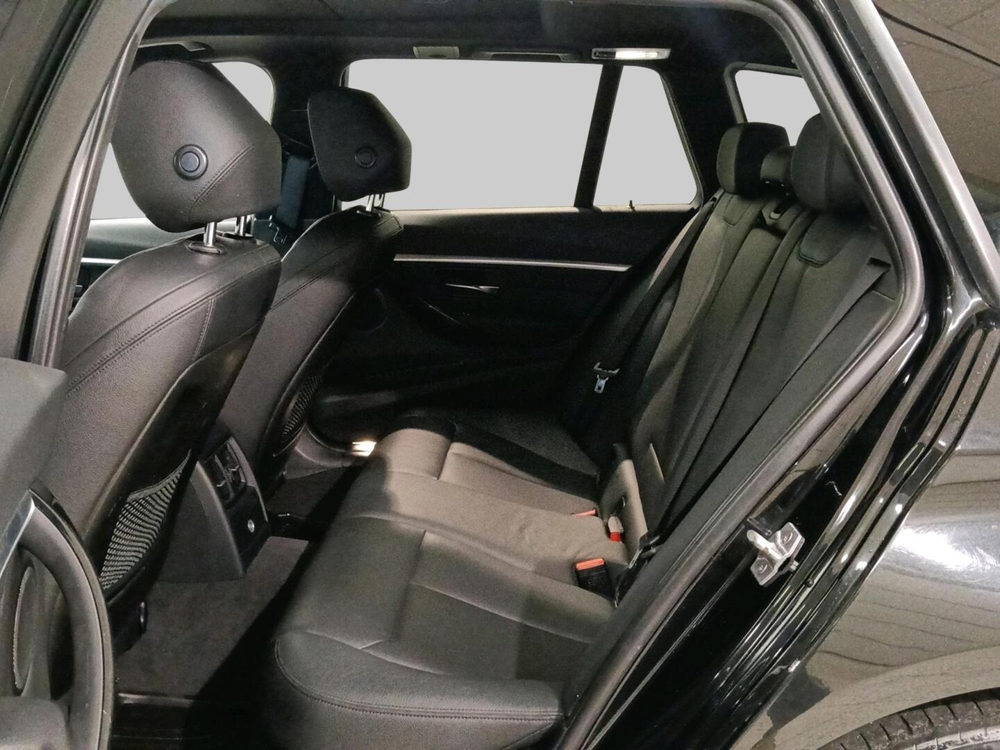 BMW 320 2018