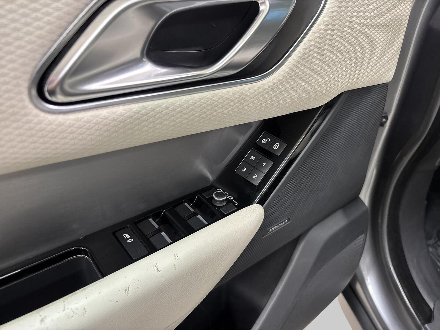 LAND ROVER Range Rover Velar 2017
