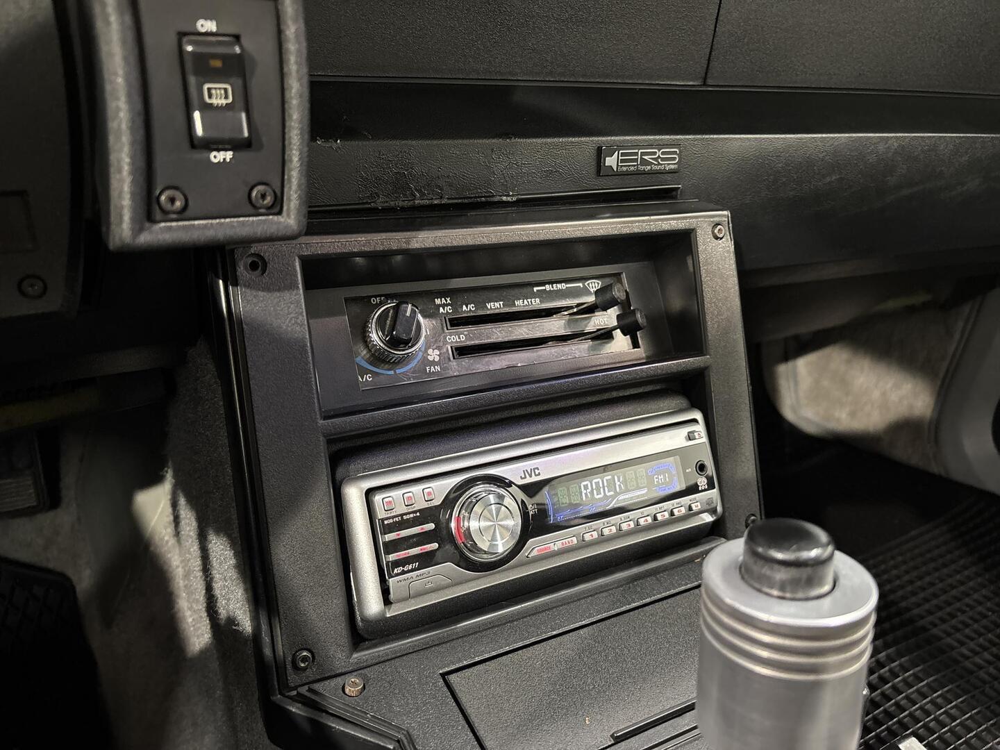 CHEVROLET Camaro 1986