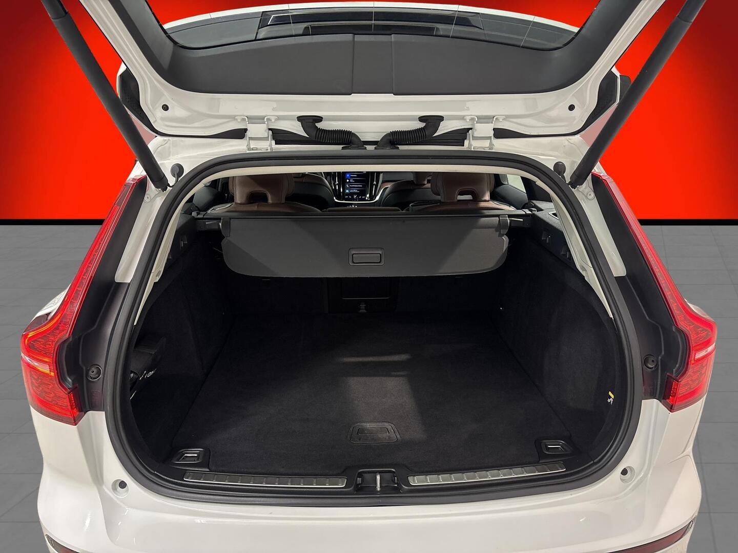 VOLVO V60 2019