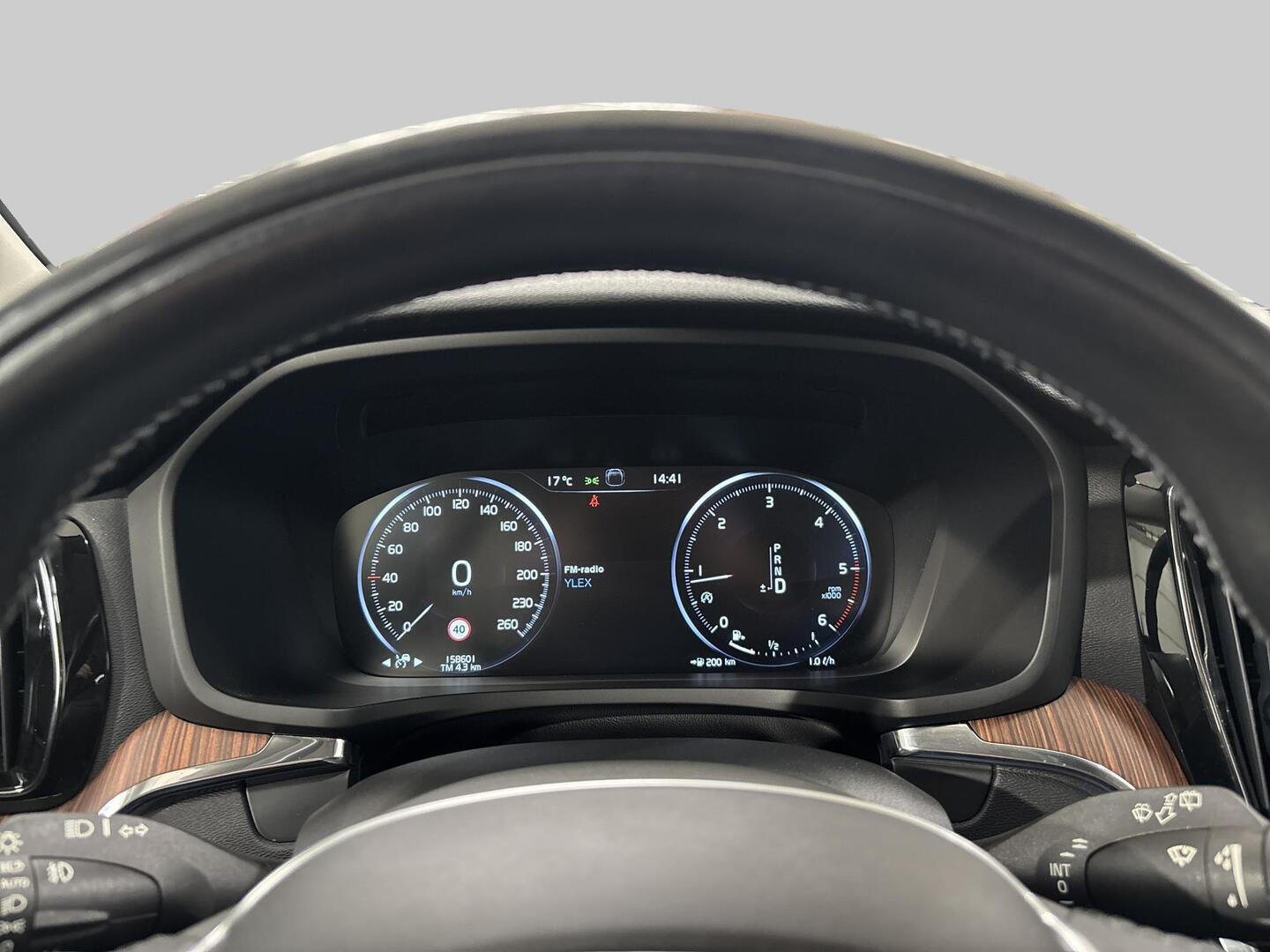 VOLVO V60 2019