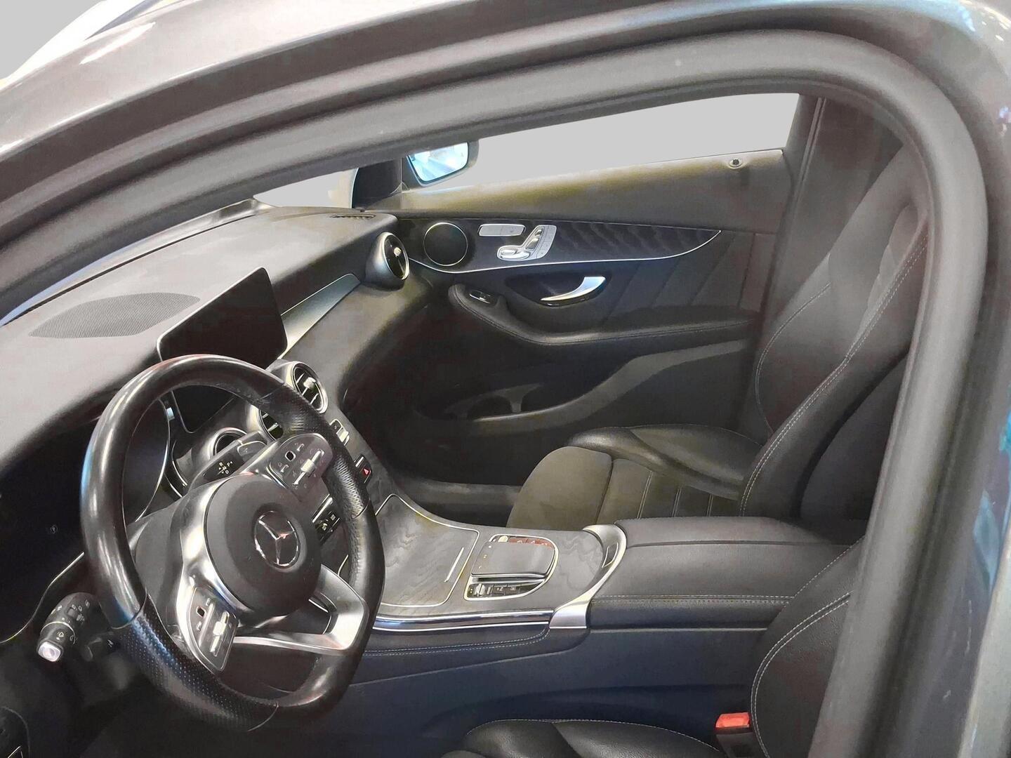 MERCEDES-BENZ GLC 2021
