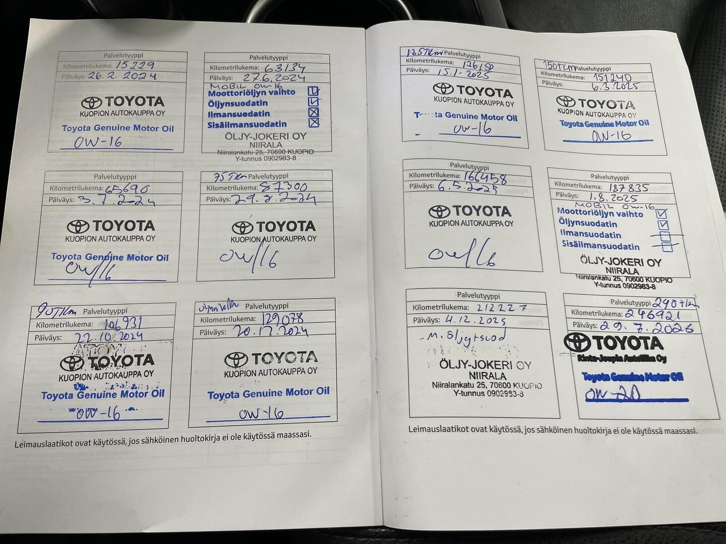TOYOTA CAMRY 2023
