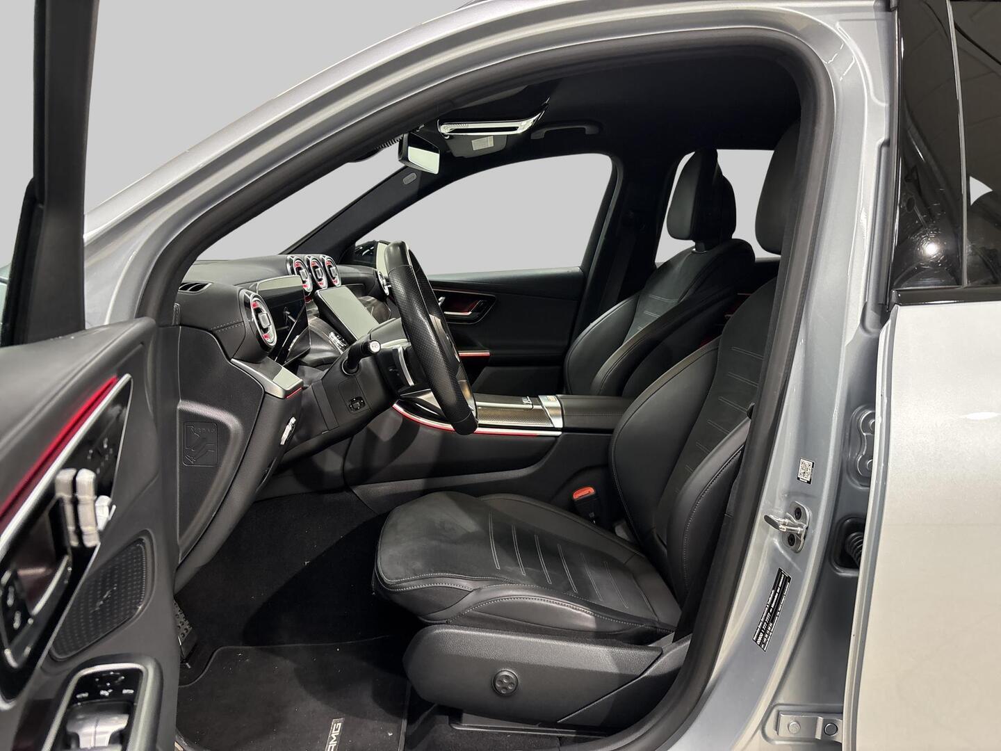 MERCEDES-BENZ GLC 2024