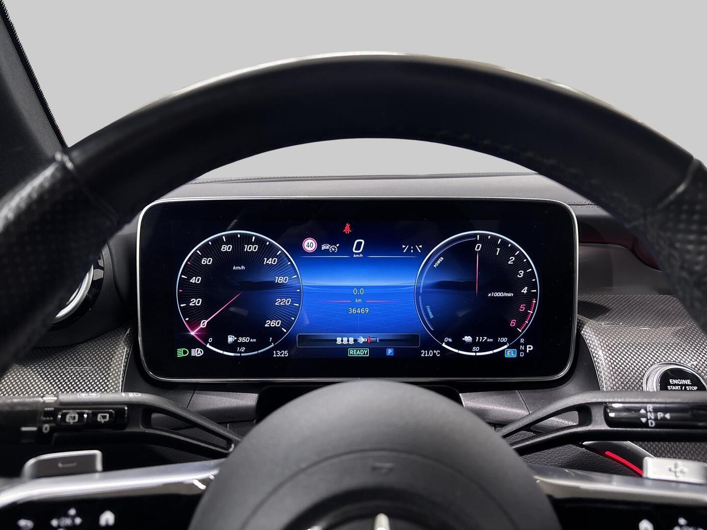 MERCEDES-BENZ GLC 2024