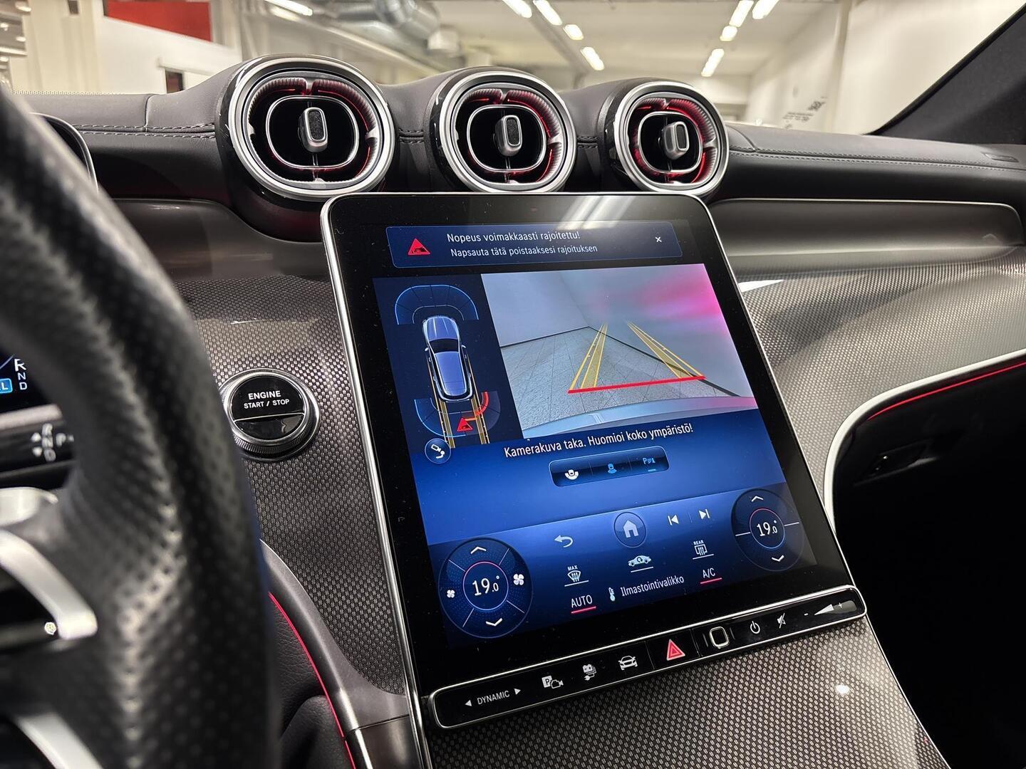 MERCEDES-BENZ GLC 2024