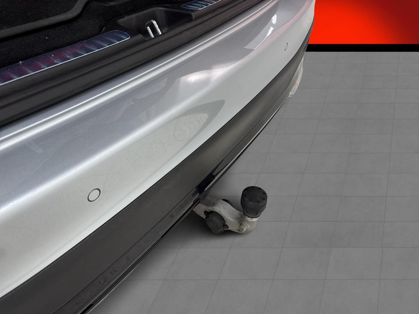 MERCEDES-BENZ GLC 2024