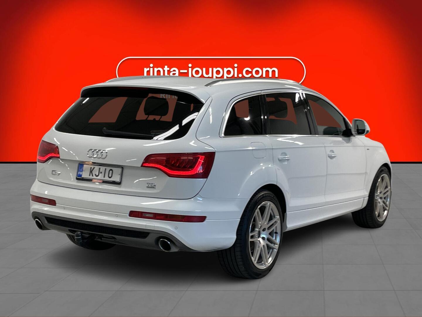 AUDI Q7 2012