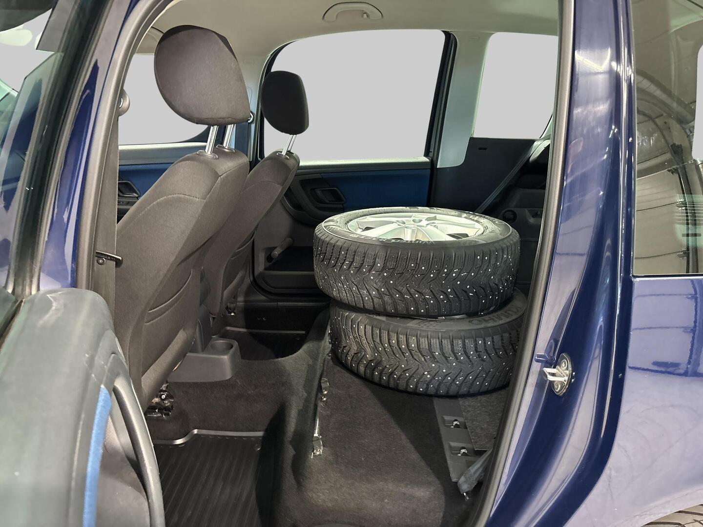 SKODA Roomster 2011