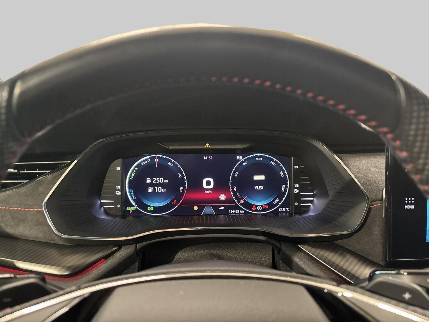 SKODA Octavia 2021