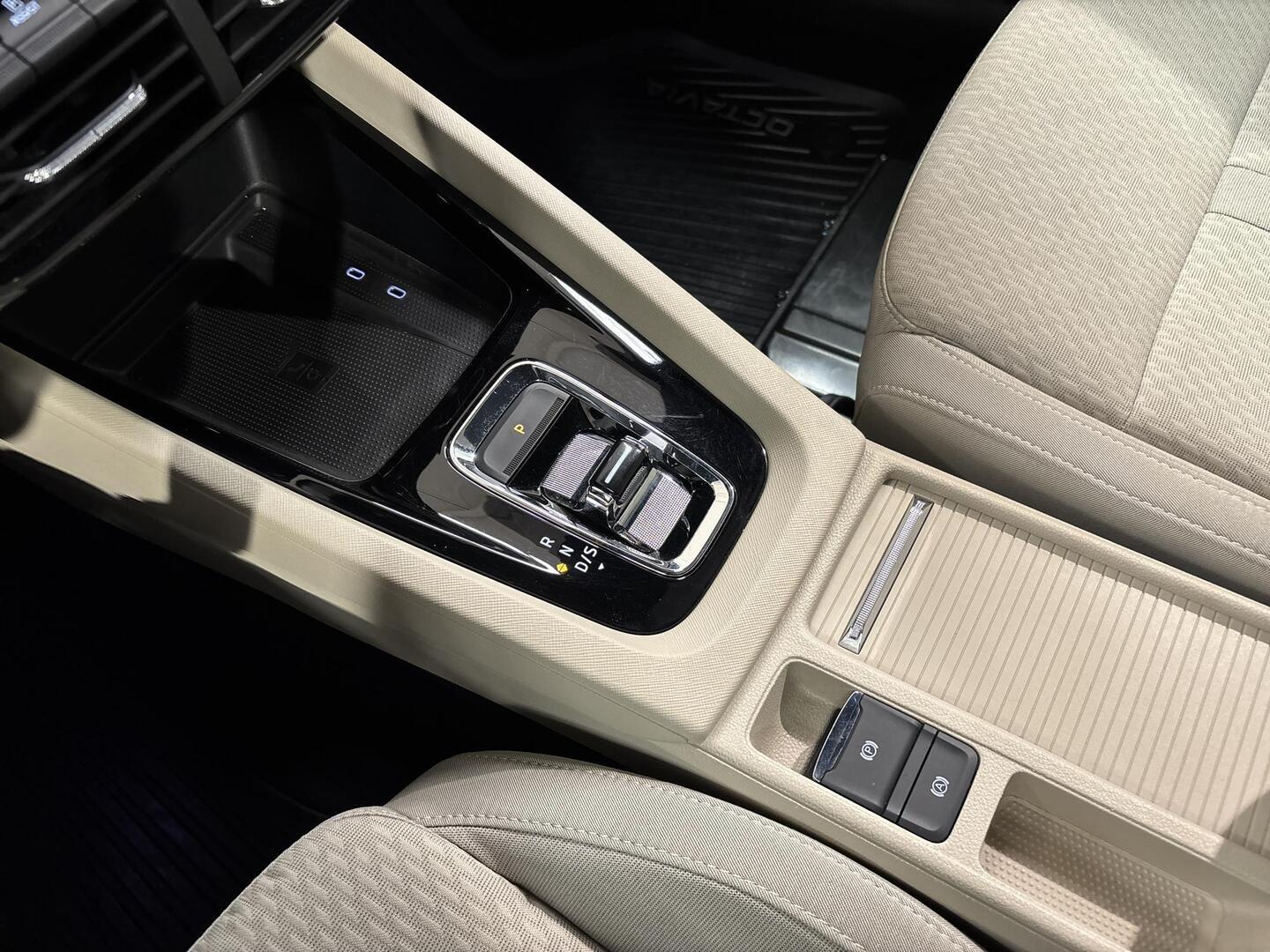 SKODA OCTAVIA 2021