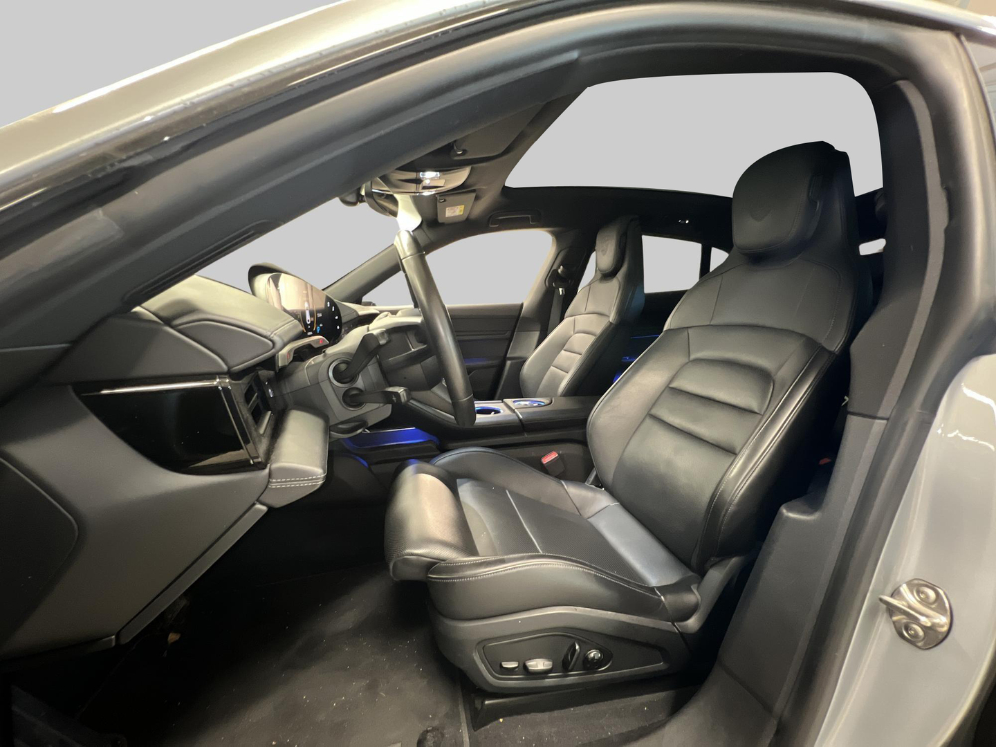 PORSCHE Taycan 2021