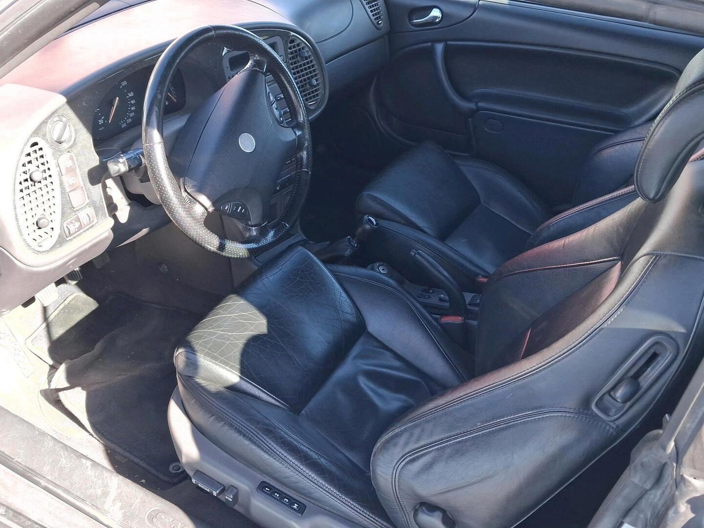 SAAB 9-3 2001