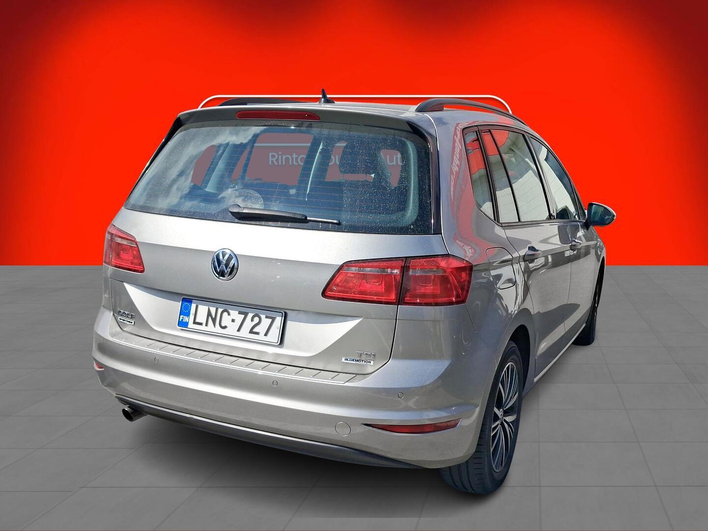 VOLKSWAGEN Golf Sportsvan 2016