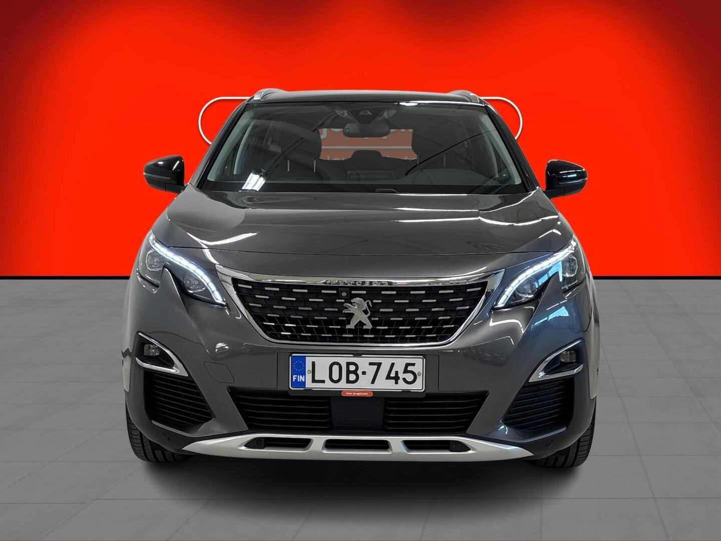 PEUGEOT 5008 2018