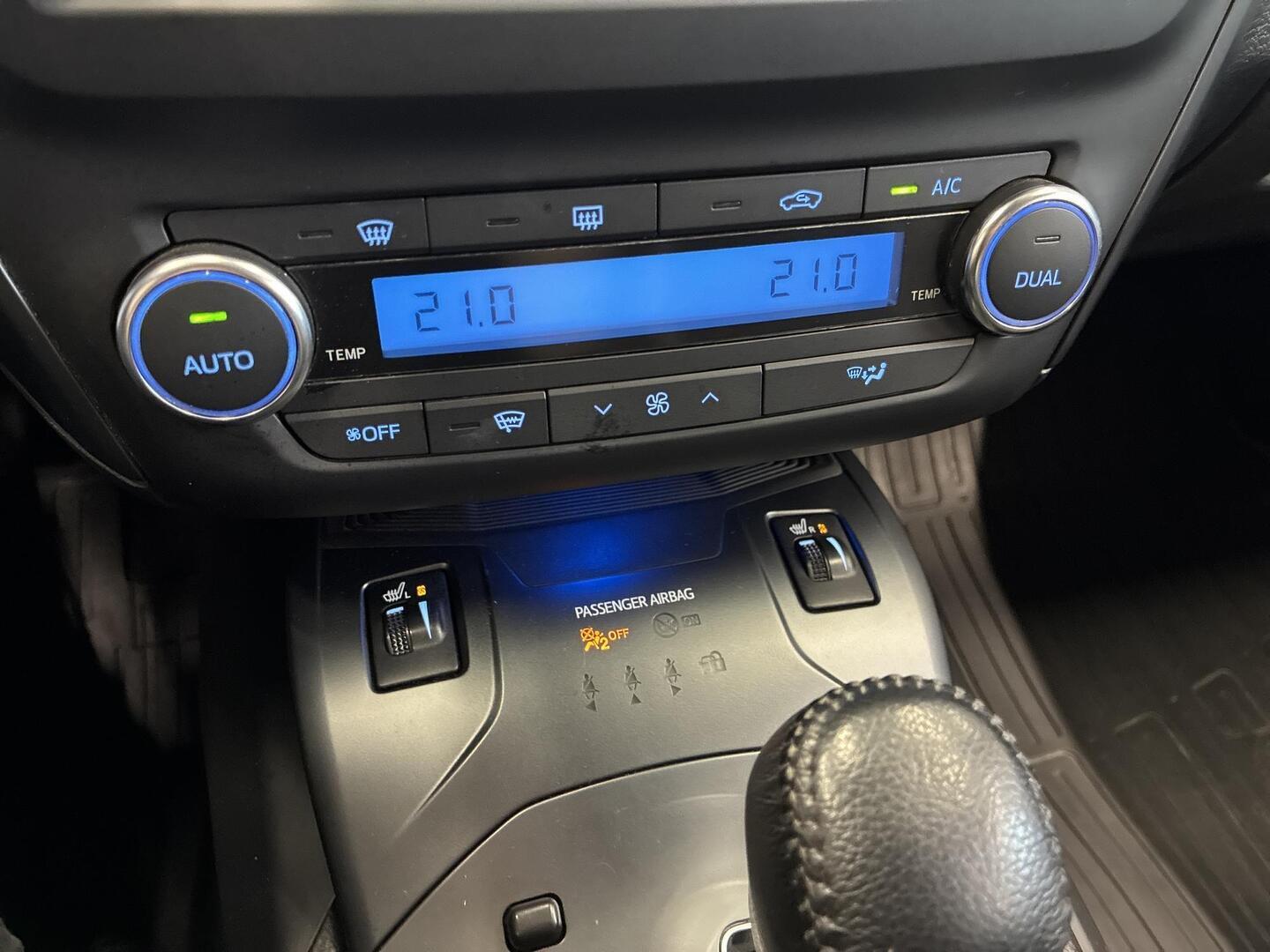 TOYOTA Avensis 2018