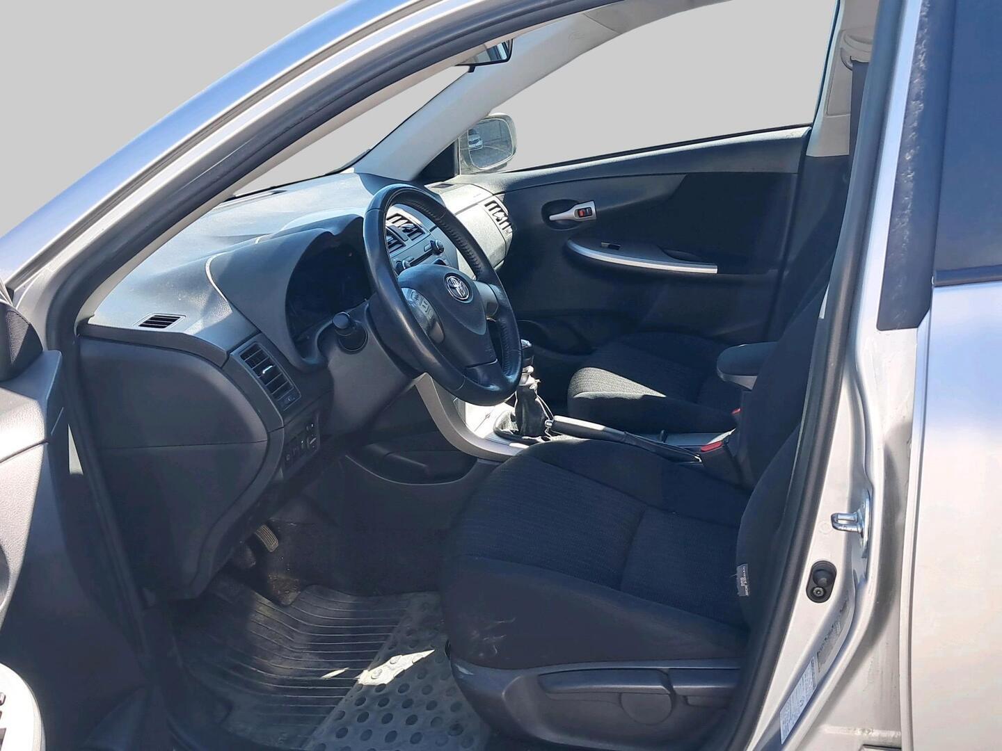 TOYOTA Corolla 2008