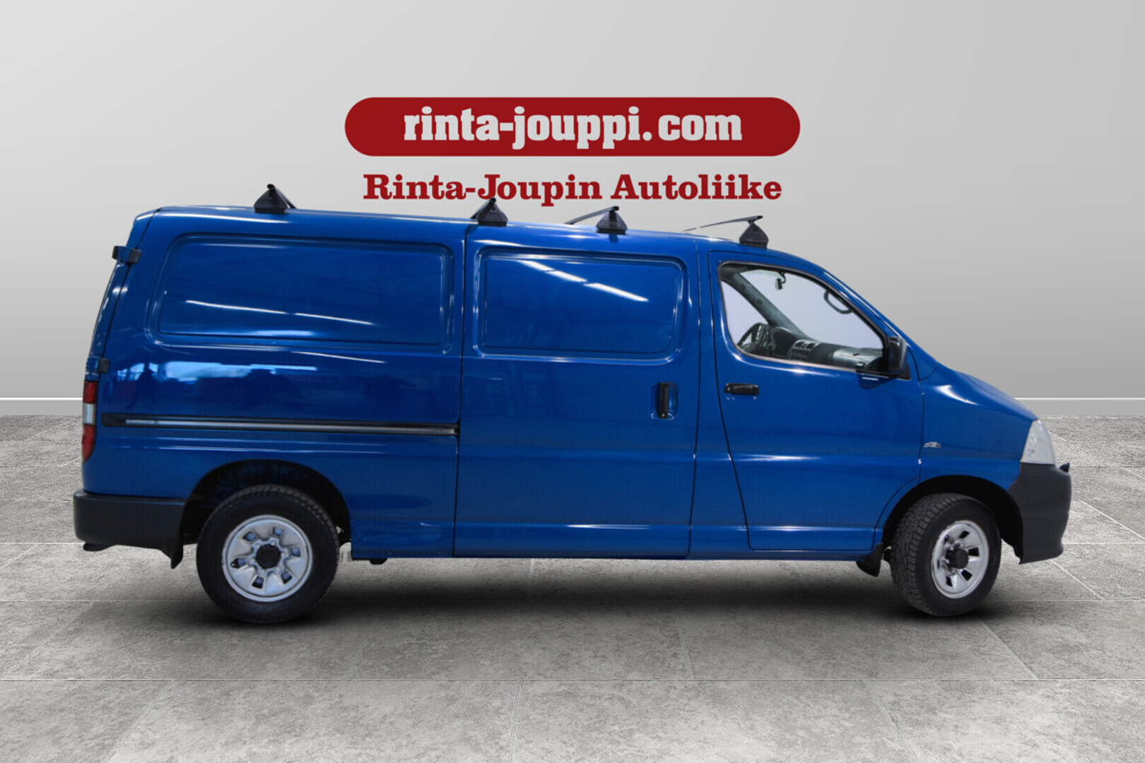 TOYOTA Hiace 2010