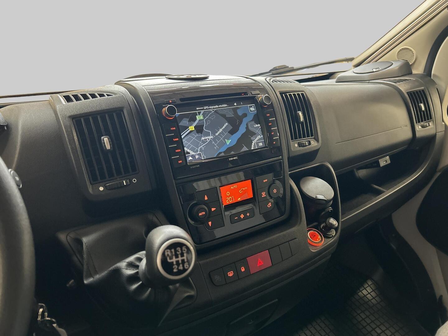 DETHLEFFS GLOBE4 T 7151 4 2015