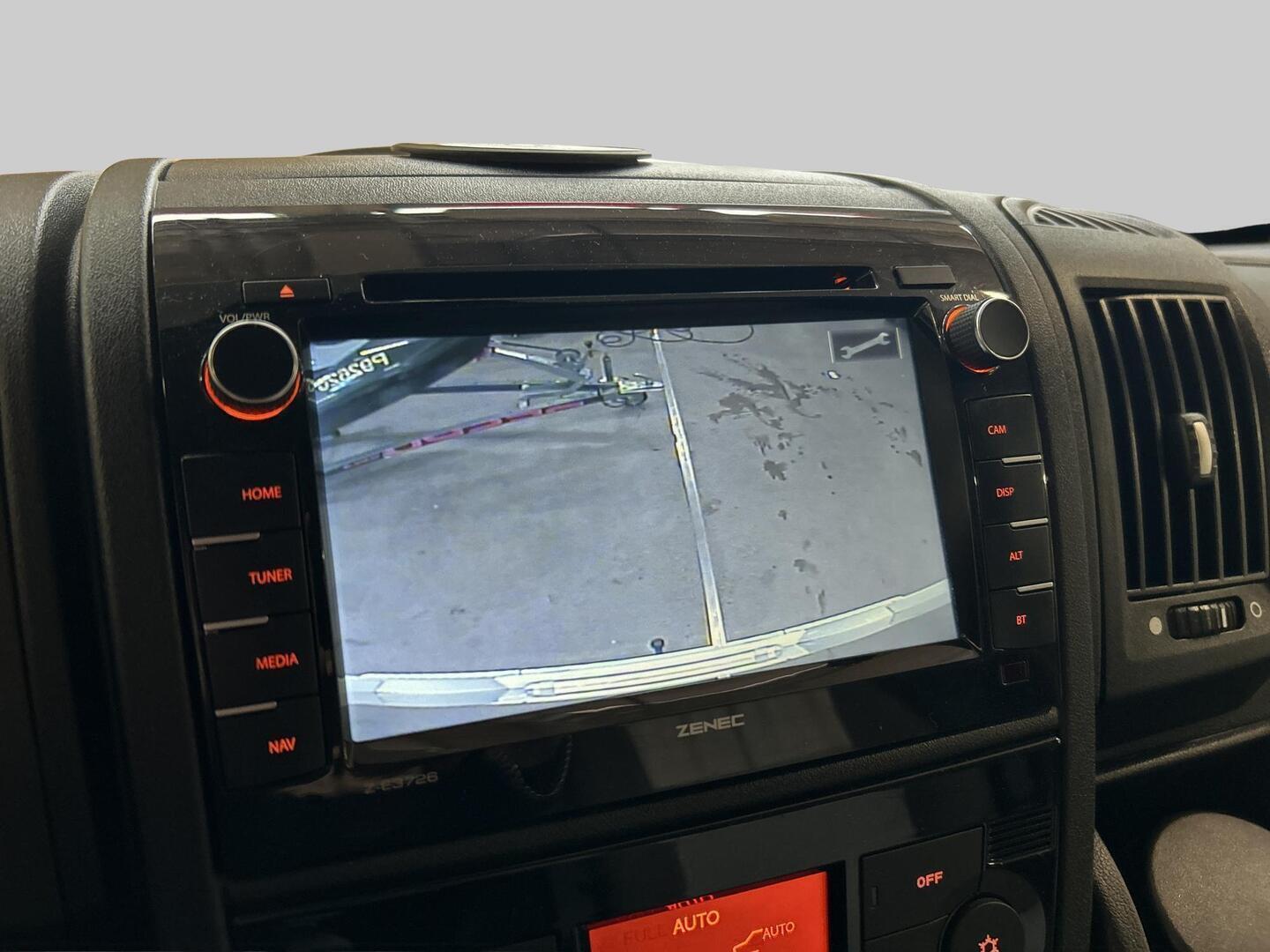 DETHLEFFS GLOBE4 T 7151 4 2015