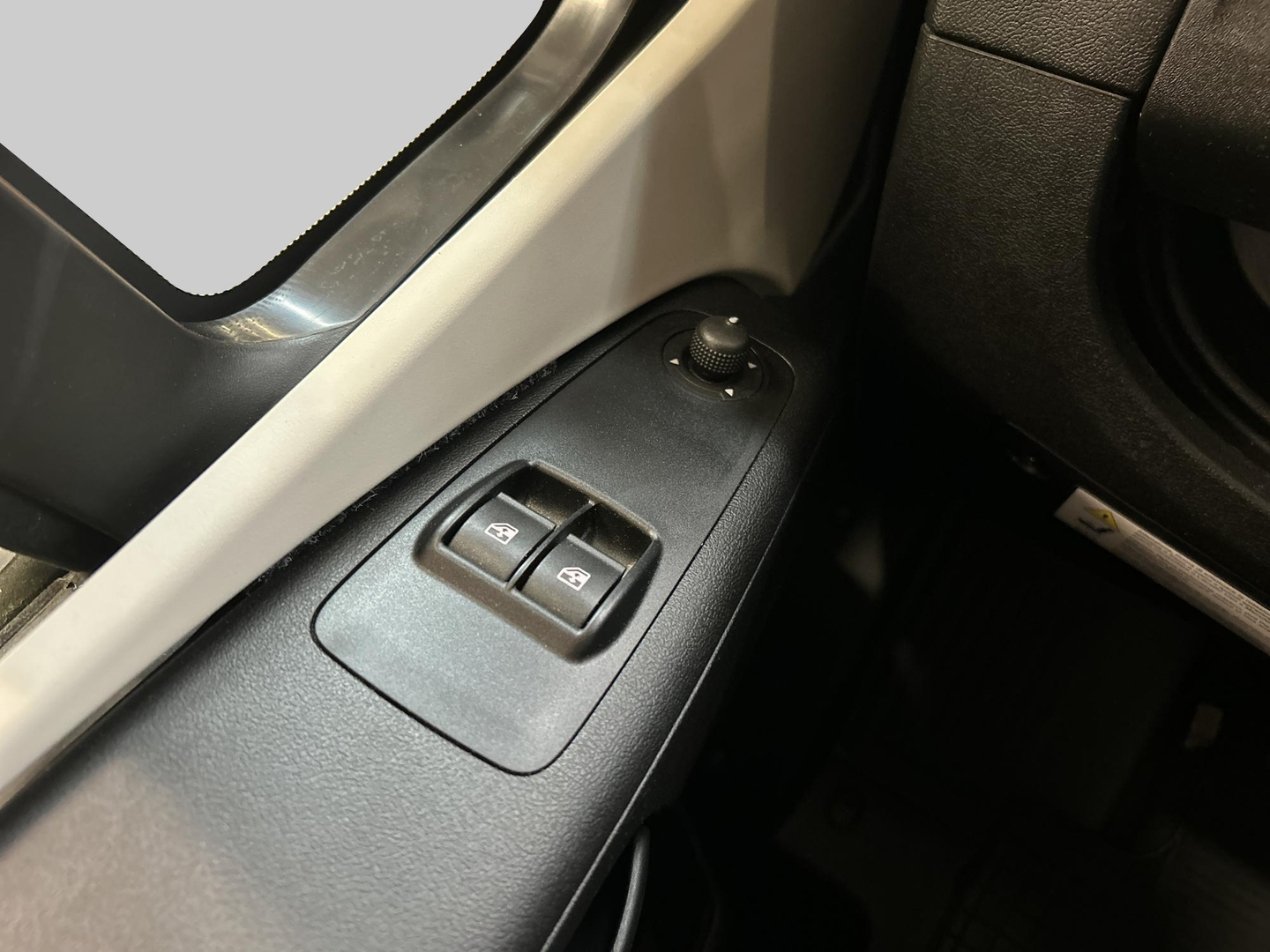 DETHLEFFS GLOBE4 T 7151 4 2015