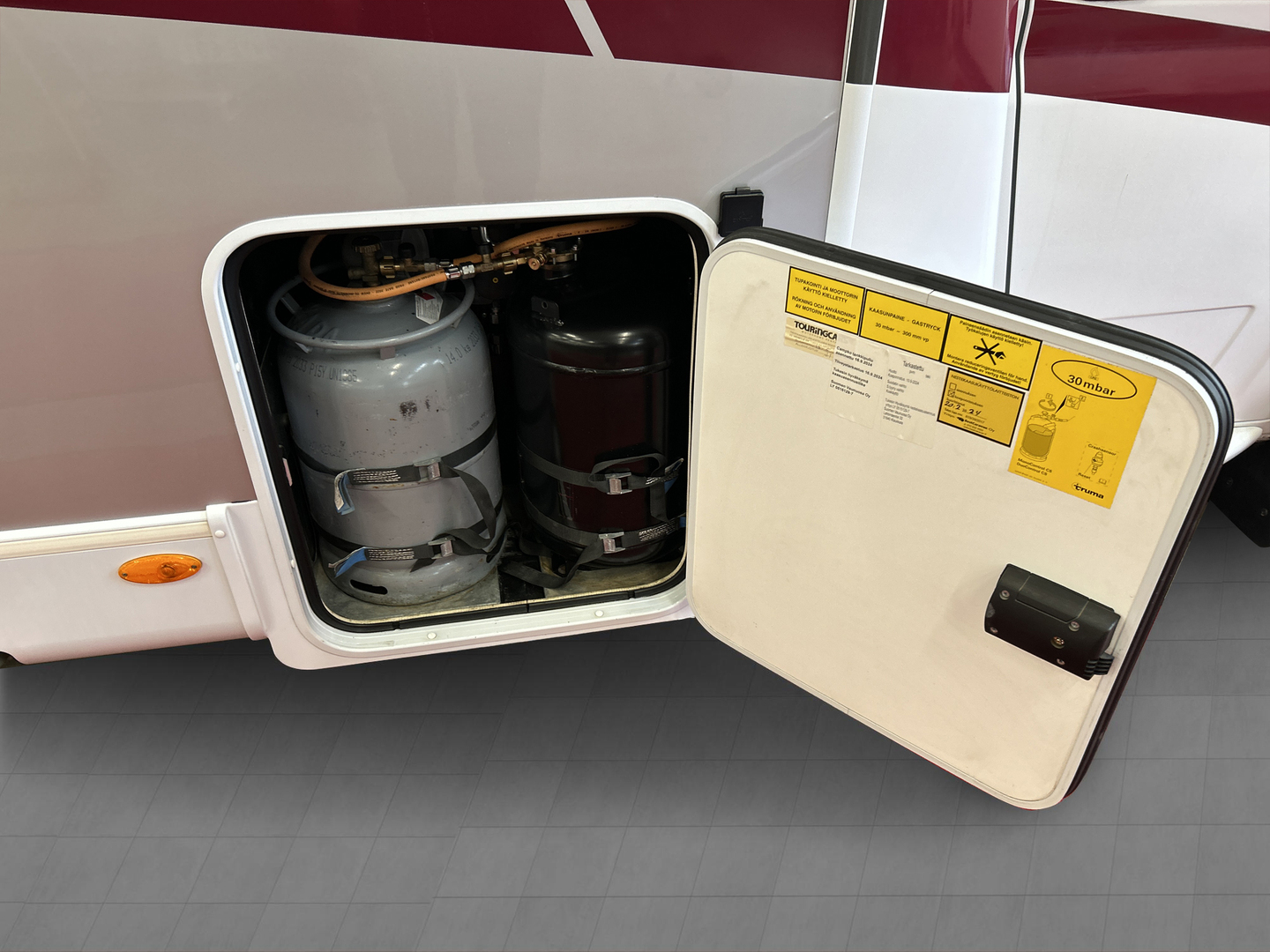 DETHLEFFS GLOBE4 T 7151 4 2015