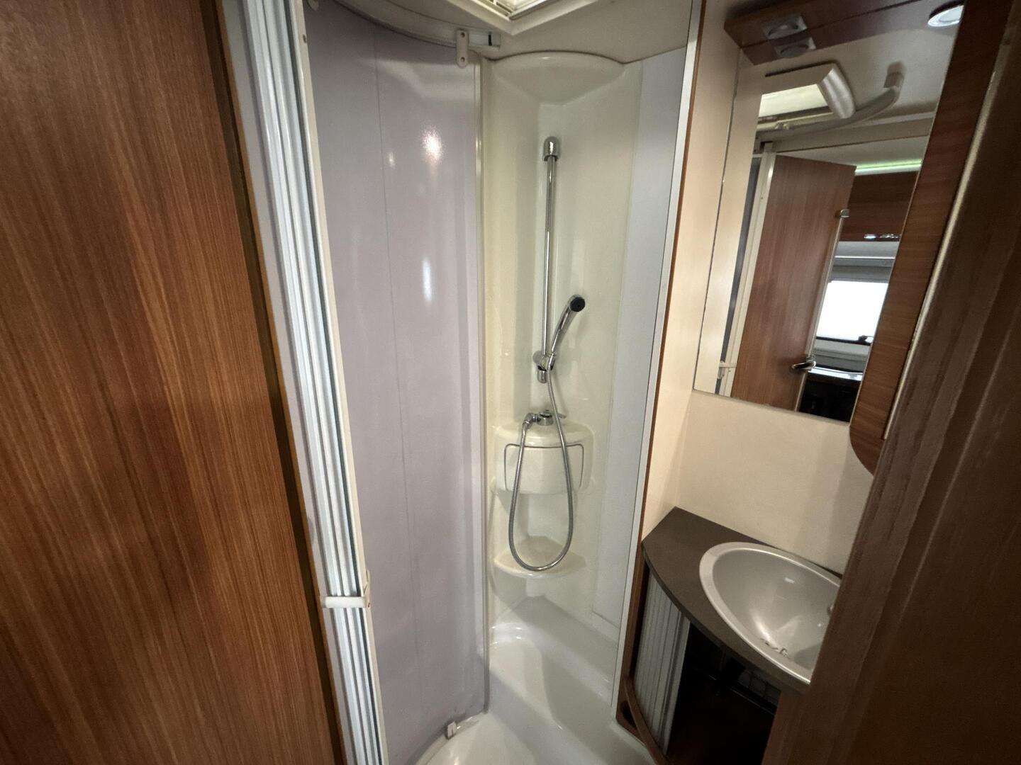 ADRIA Sport 577 SP 2010