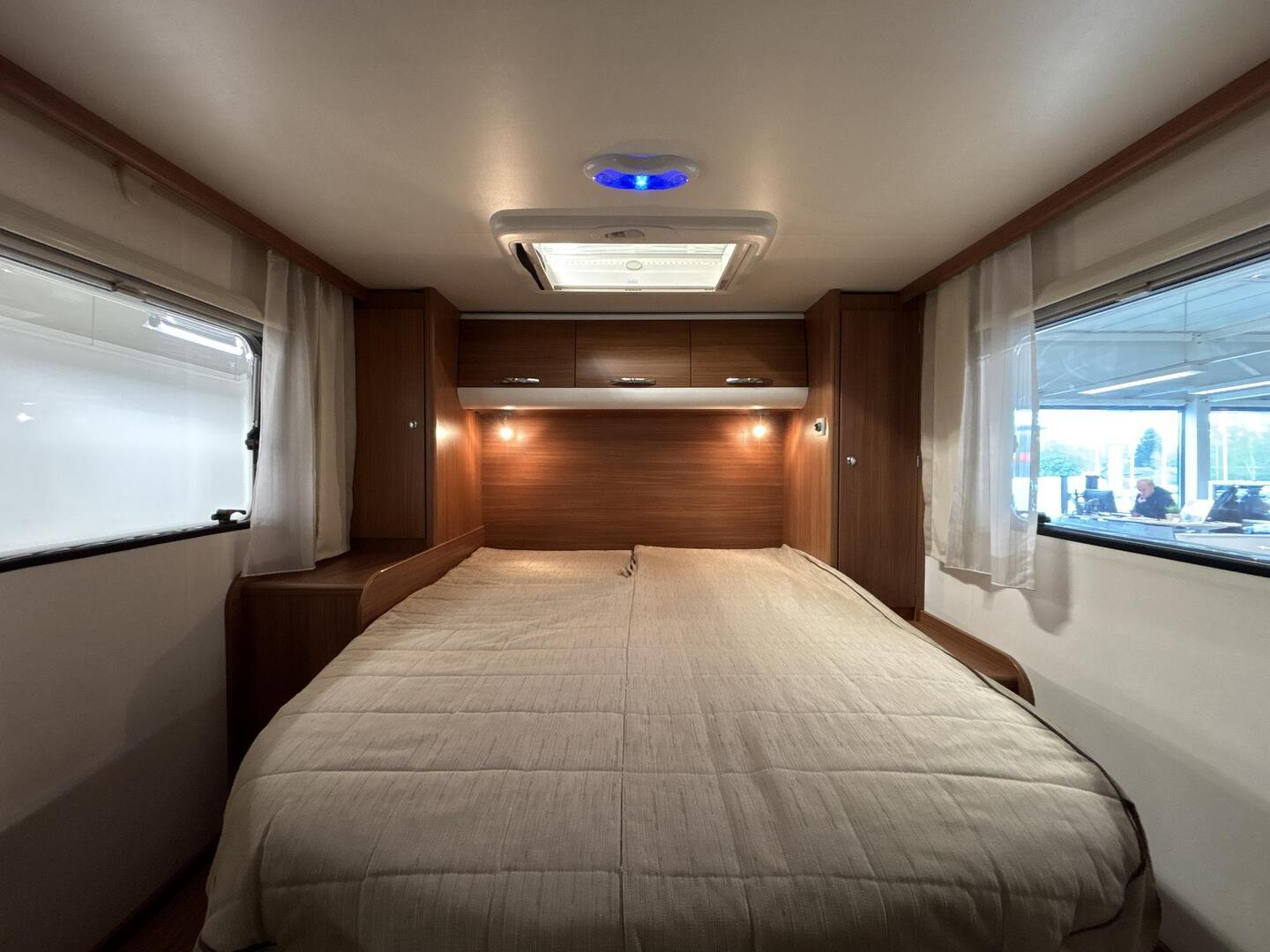ADRIA Sport 577 SP 2010