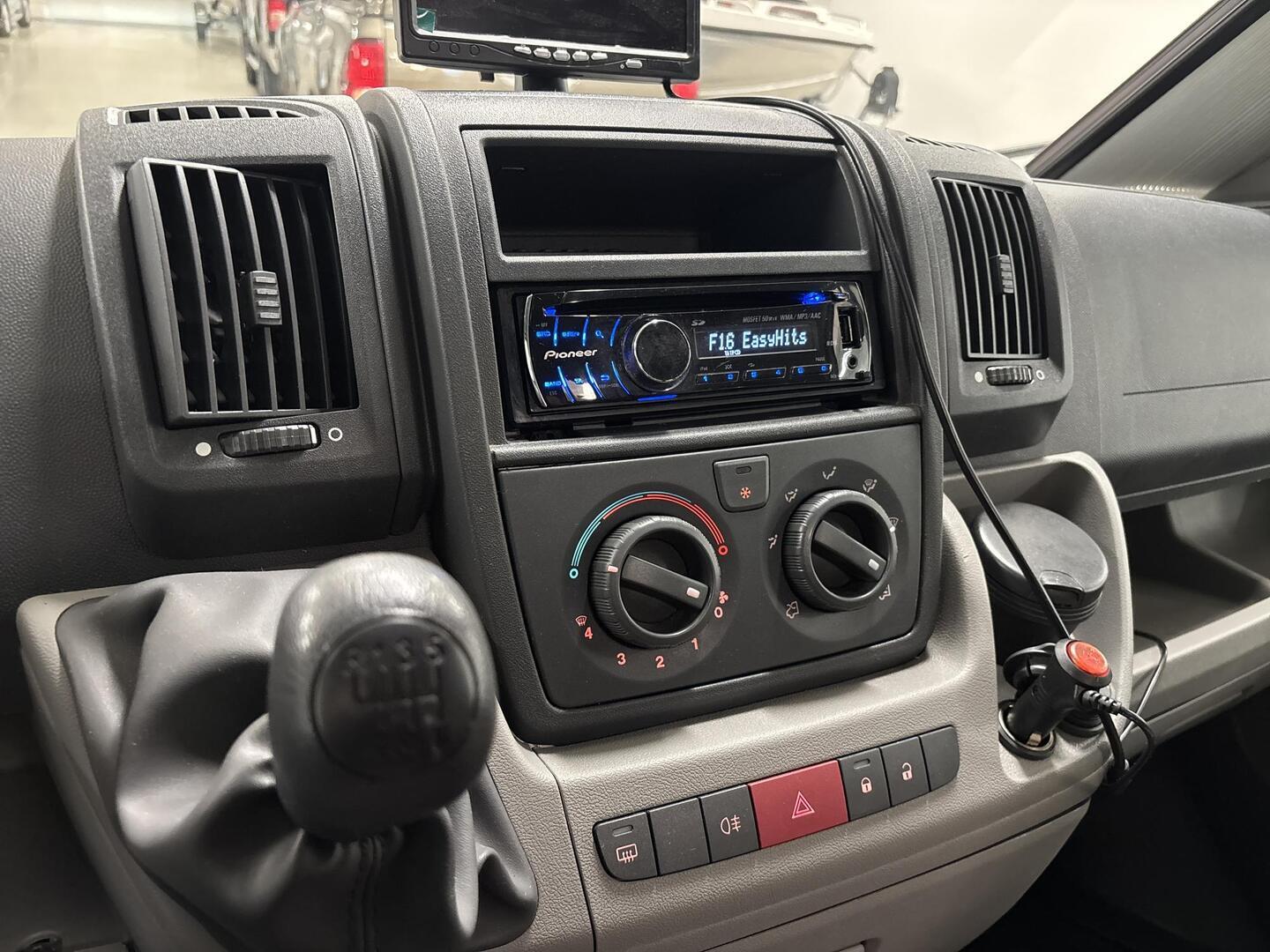 ADRIA Sport 577 SP 2010