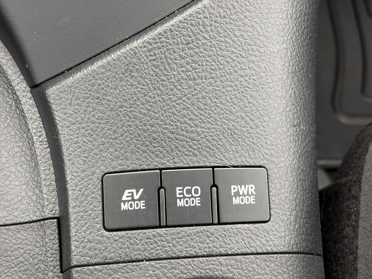 TOYOTA Auris 2017