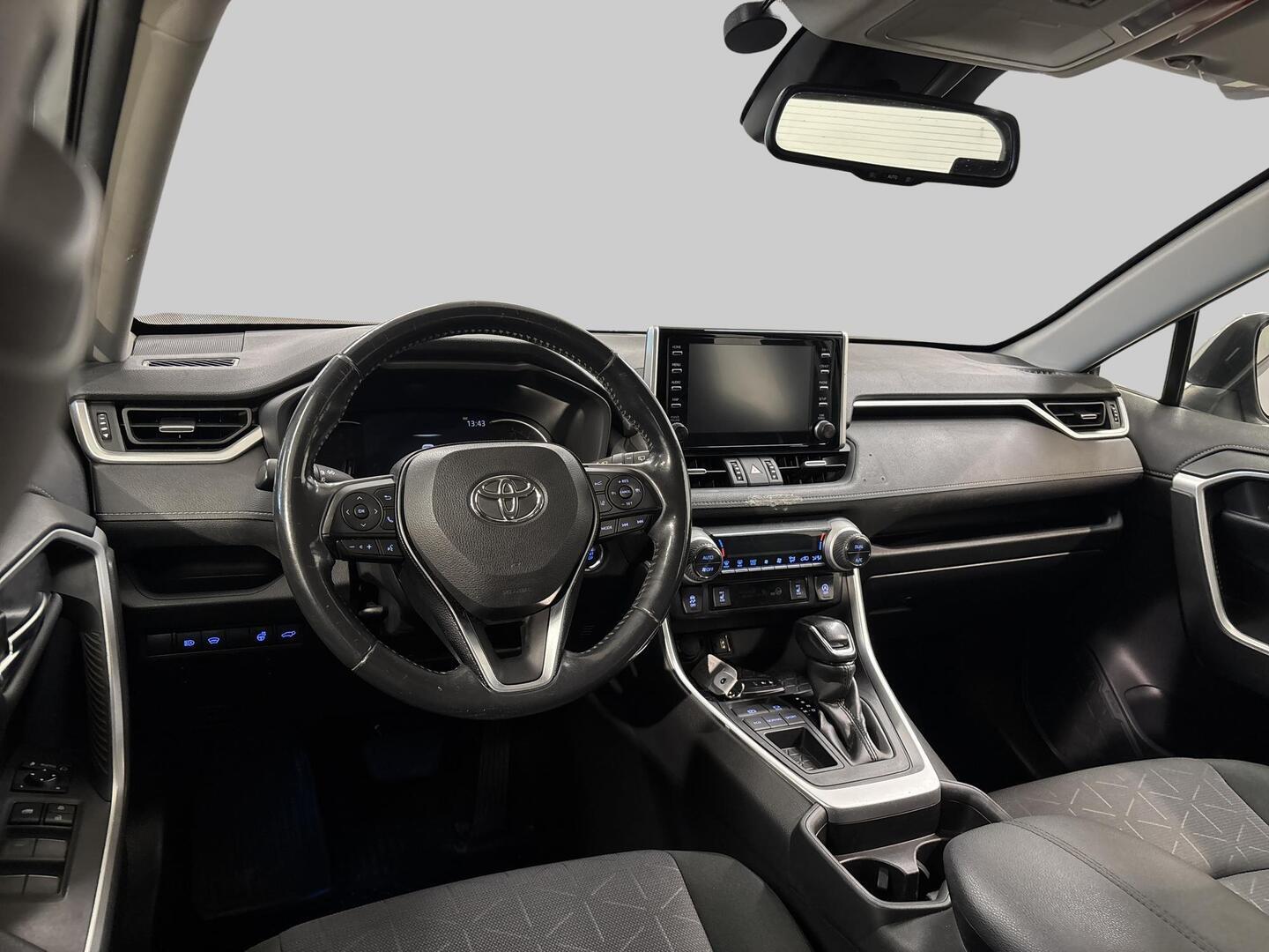 TOYOTA RAV4 2019