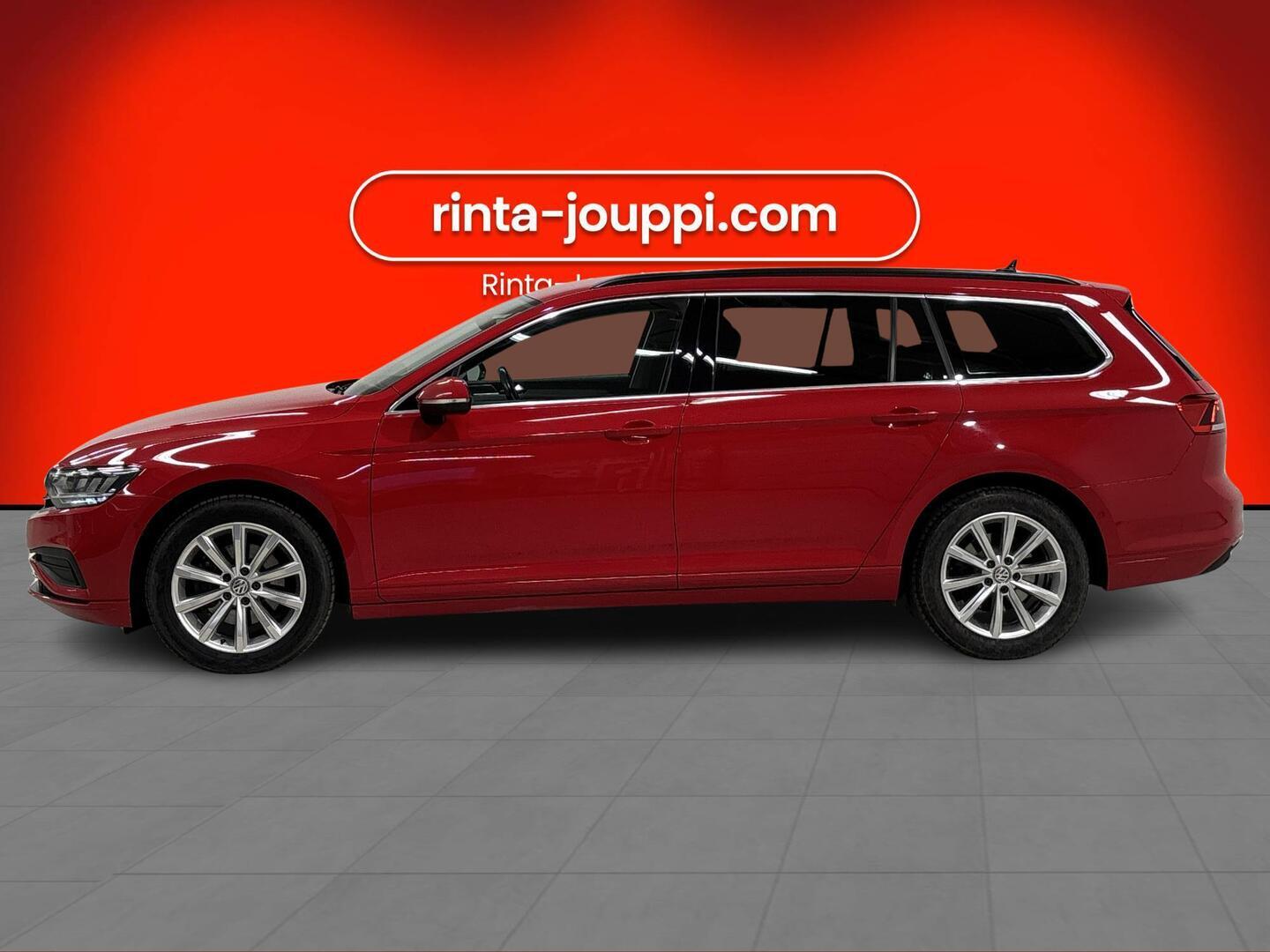 VOLKSWAGEN Passat 2022